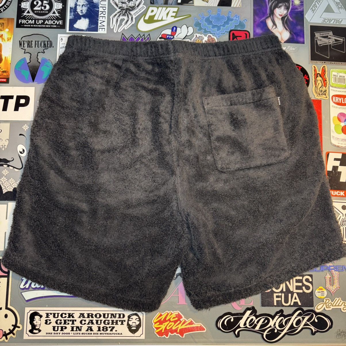 Supreme Supreme Terry Logo Short Black Medium SS18 Good Condition Size US 32 / EU 48 - 5 Thumbnail