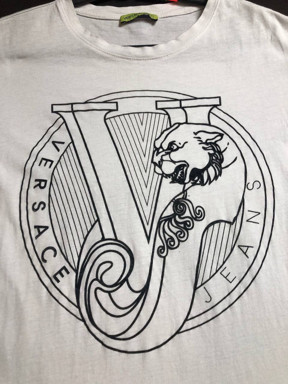 Versace Vèrsace White T-Shirt Logo Size M , Used Size US M / EU 48-50 / 2 - 2 Thumbnail