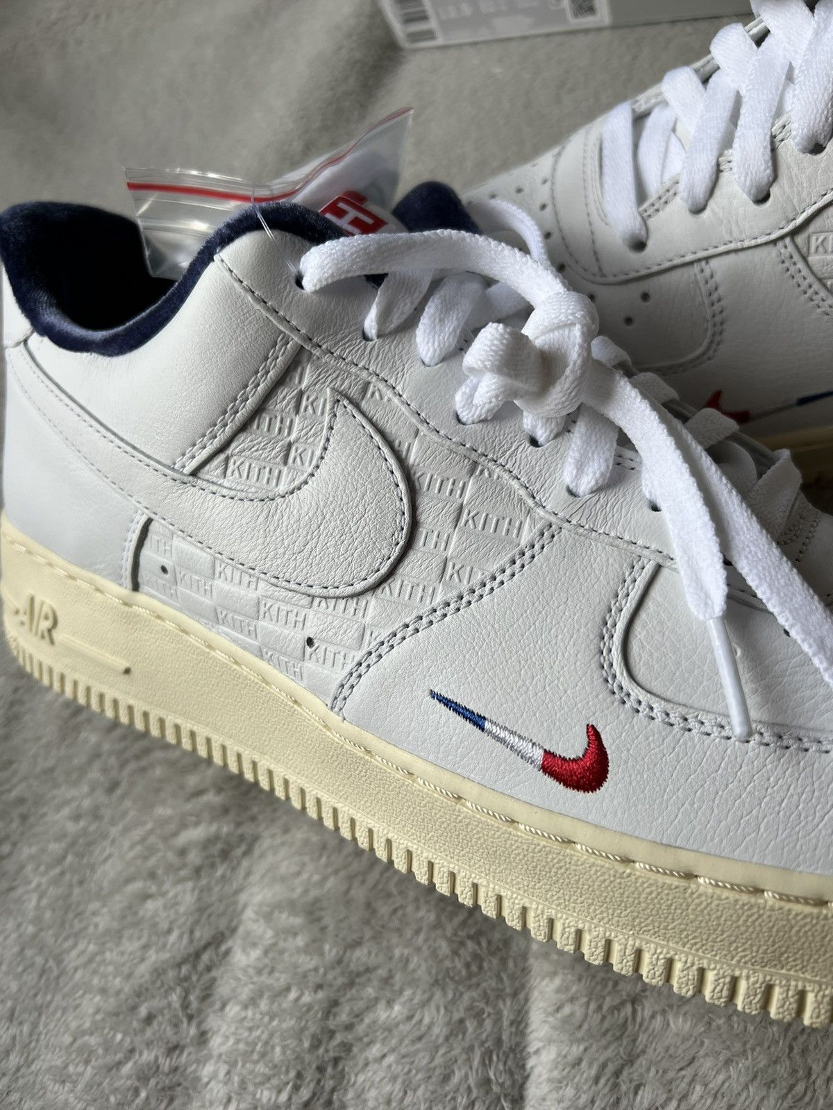 Nike Nike air force 1 kith Paris édition Size US 11 / EU 44 - 9 Thumbnail