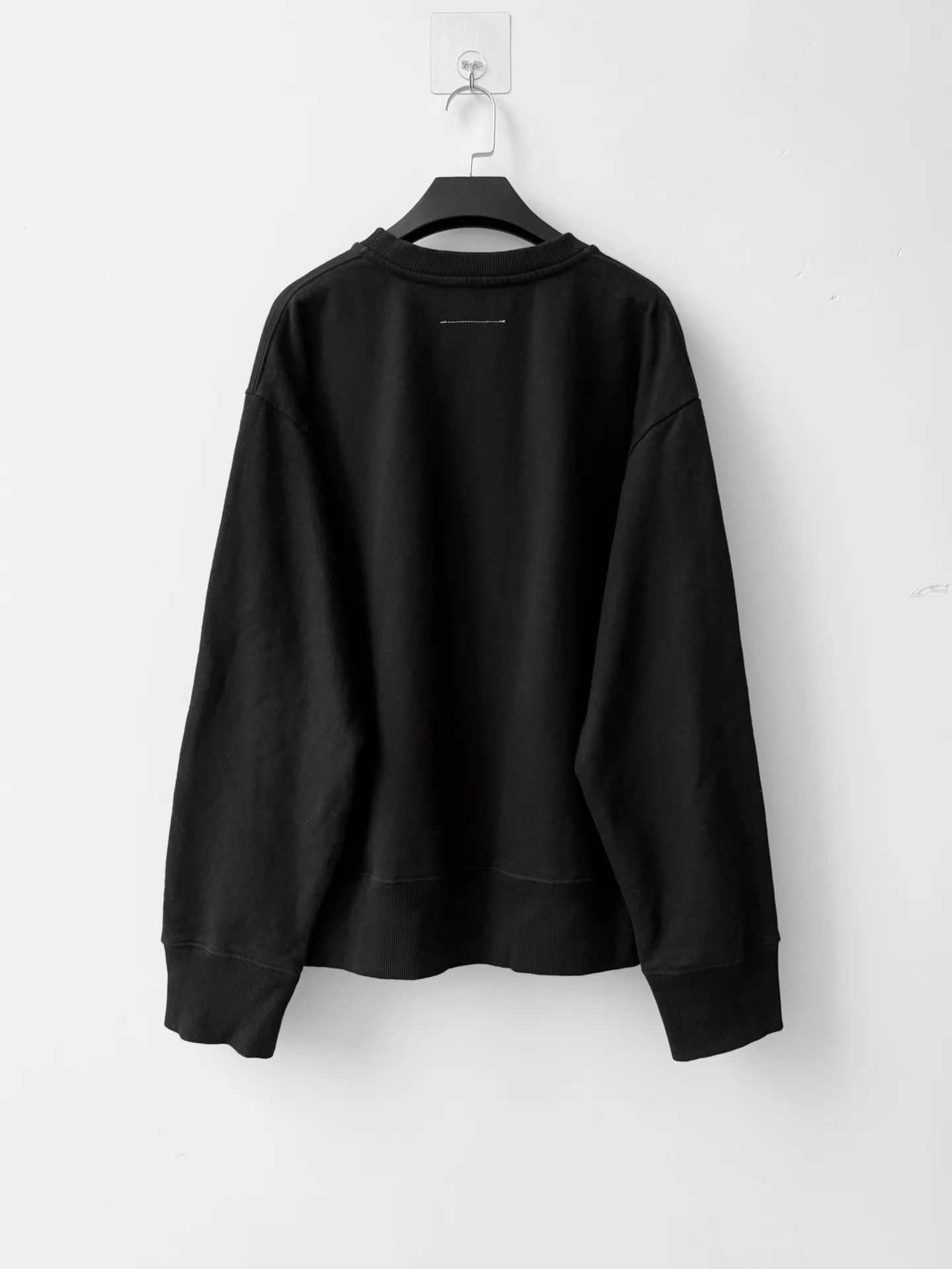 MM6 MM6 S/S20 Cutout Embroidered Sweatshirt Black M Size M / US 6-8 / IT 42-44 - 2 Thumbnail