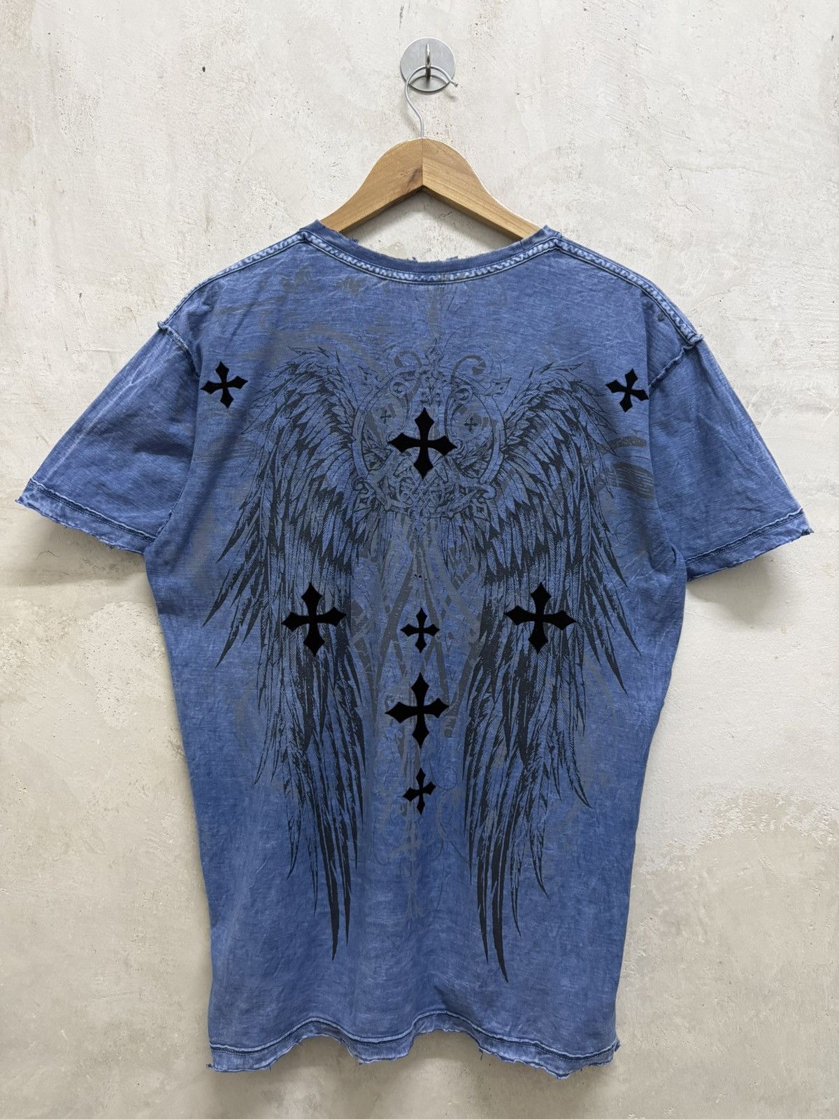 Affliction 2000s Affliction Angel Wings Cross Reversible y2k Tees Size US L / EU 52-54 / 3 - 8 Thumbnail