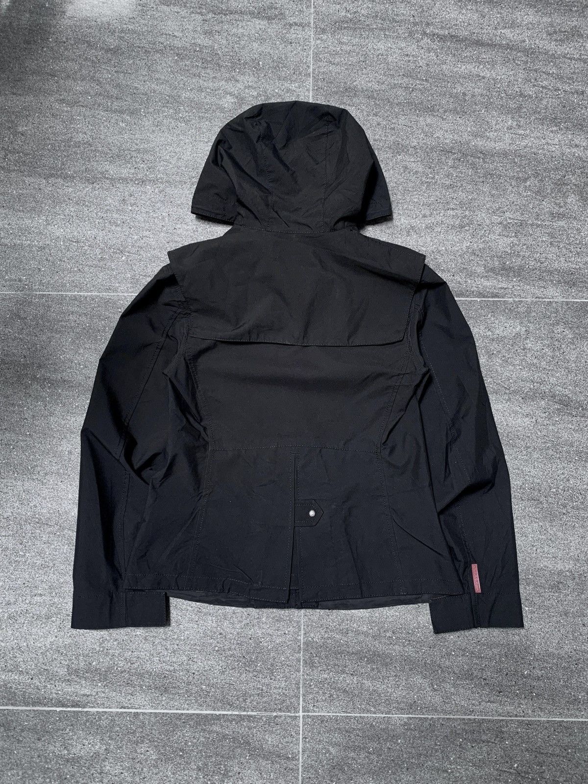 Prada 2000s Red Tab Goretex Detachable Jacket Size XS / US 0-2 / IT 36-38 - 9 Thumbnail