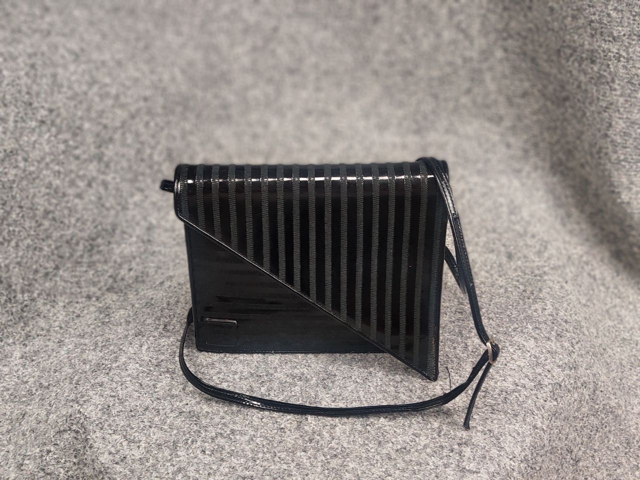 Fendi Vintage 80's Fendi Patent Leather Bag Crossbody Shoulder Size ONE SIZE - 3 Thumbnail