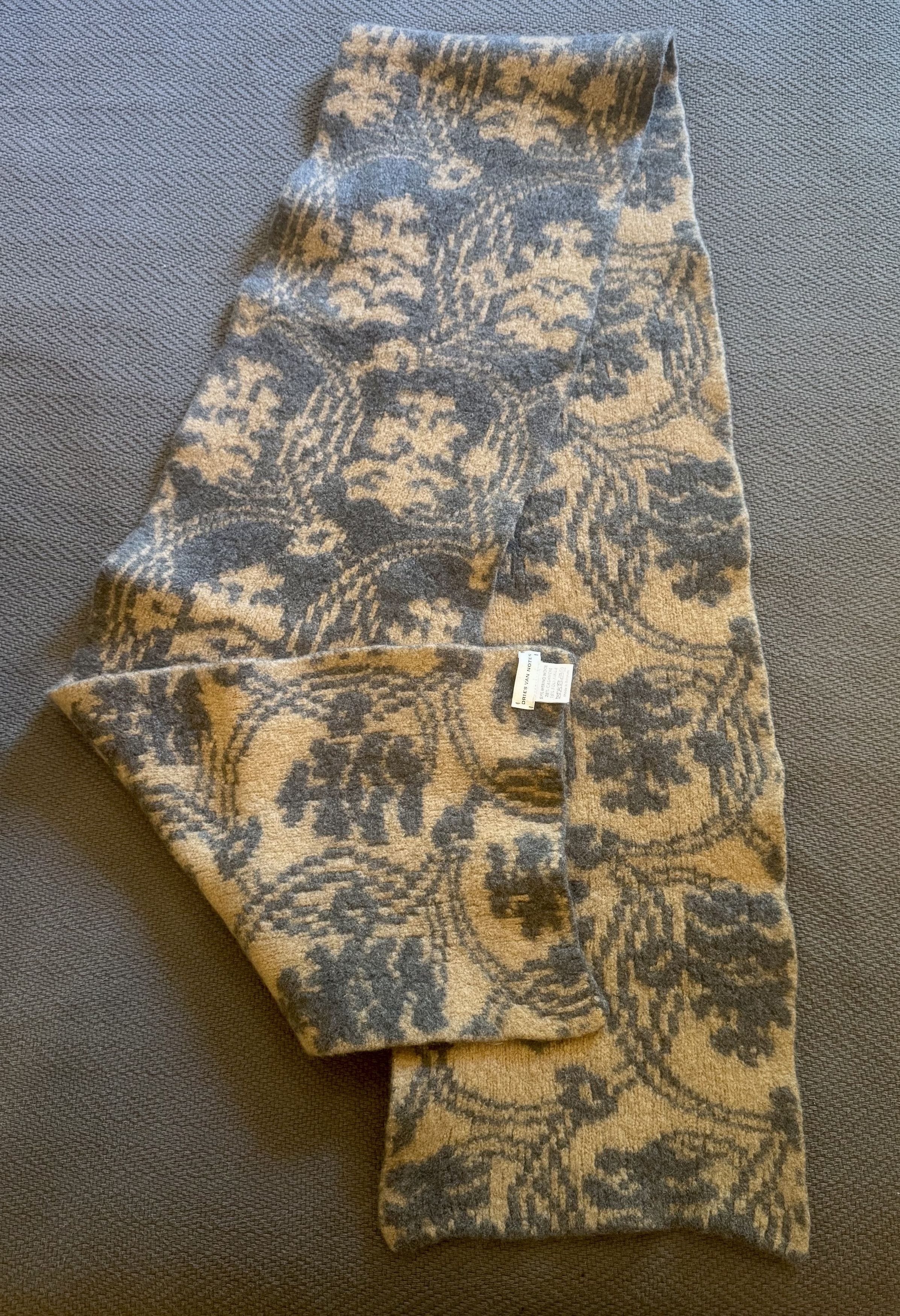 Dries Van Noten Wool and cashmere large format Baroque print scarf Size ONE SIZE - 1 Thumbnail