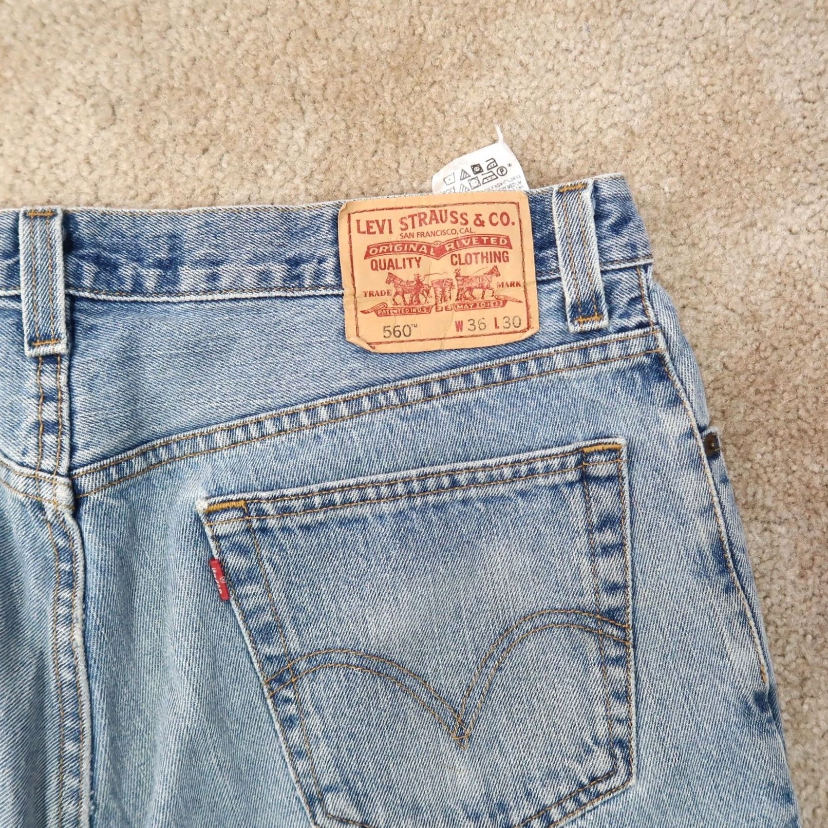 Levi's VINTAGE Levi's 560 Comfort Fit Jeans Men 36x30 Blue Denim Baggy Y2K Streetwear 80s 90s Mens Size US 36 / EU 52 - 6 Thumbnail