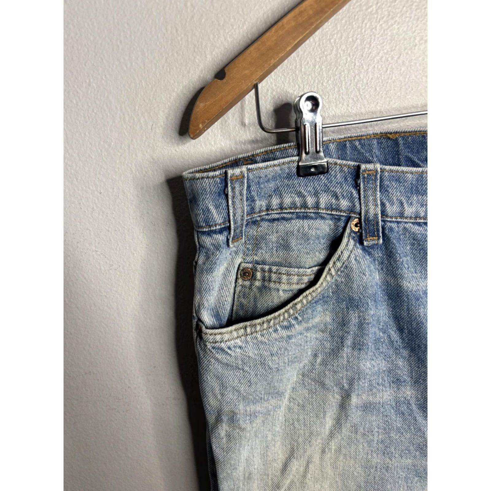 Levi's Levi's 501 Jeans Mens 30x25 Blue Light Wash Denim Button Fly Straight Leg Red Tab Size US 30 / EU 46 - 6 Thumbnail