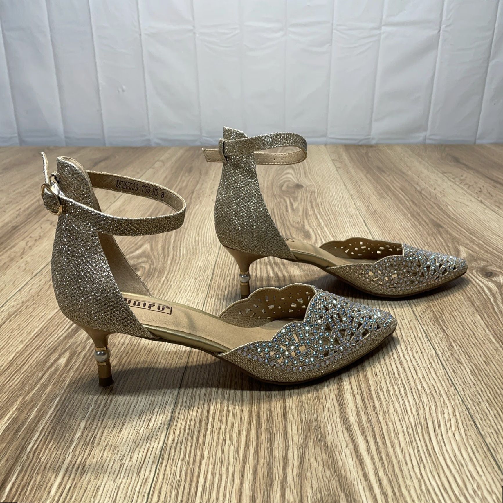 Vintage IDIFU Women's Silver Rhinestone Sequin Ankle Strap Heels Size 8 Open Toe Wedding Pump Size US 8 / IT 38 - 5 Thumbnail