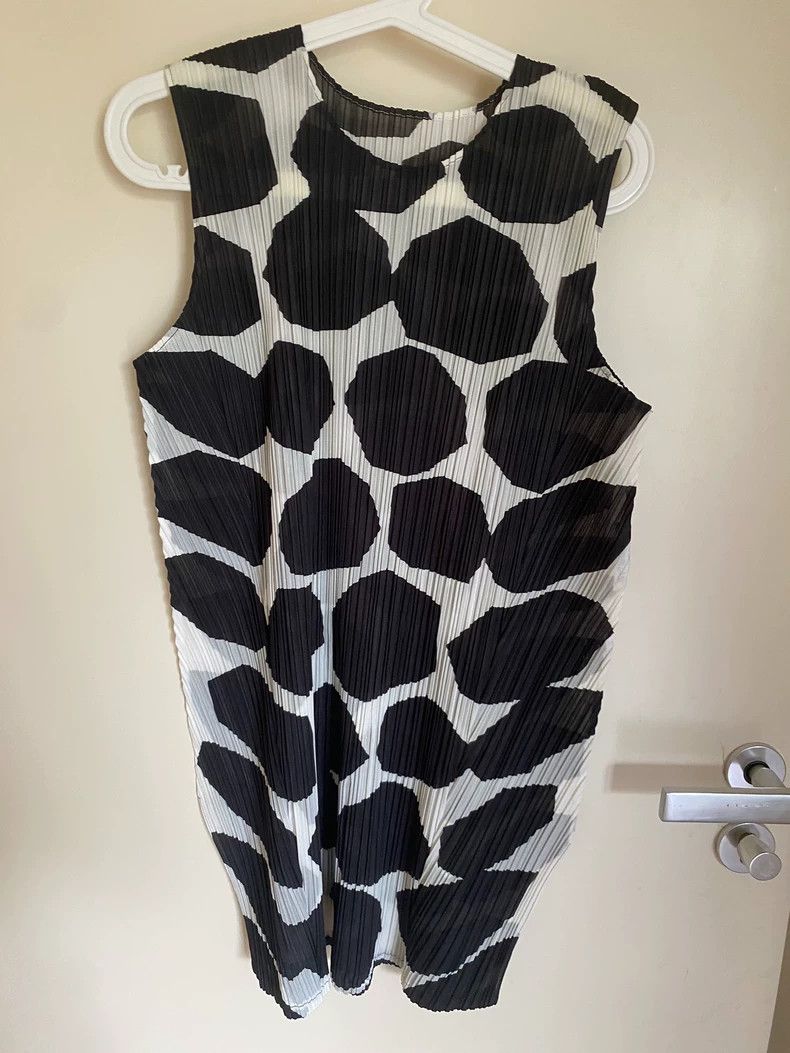 Issey Miyake Issey Miyake size:3 A sleeveless long jacket for black and Size M / US 6-8 / IT 42-44 - 1 Thumbnail