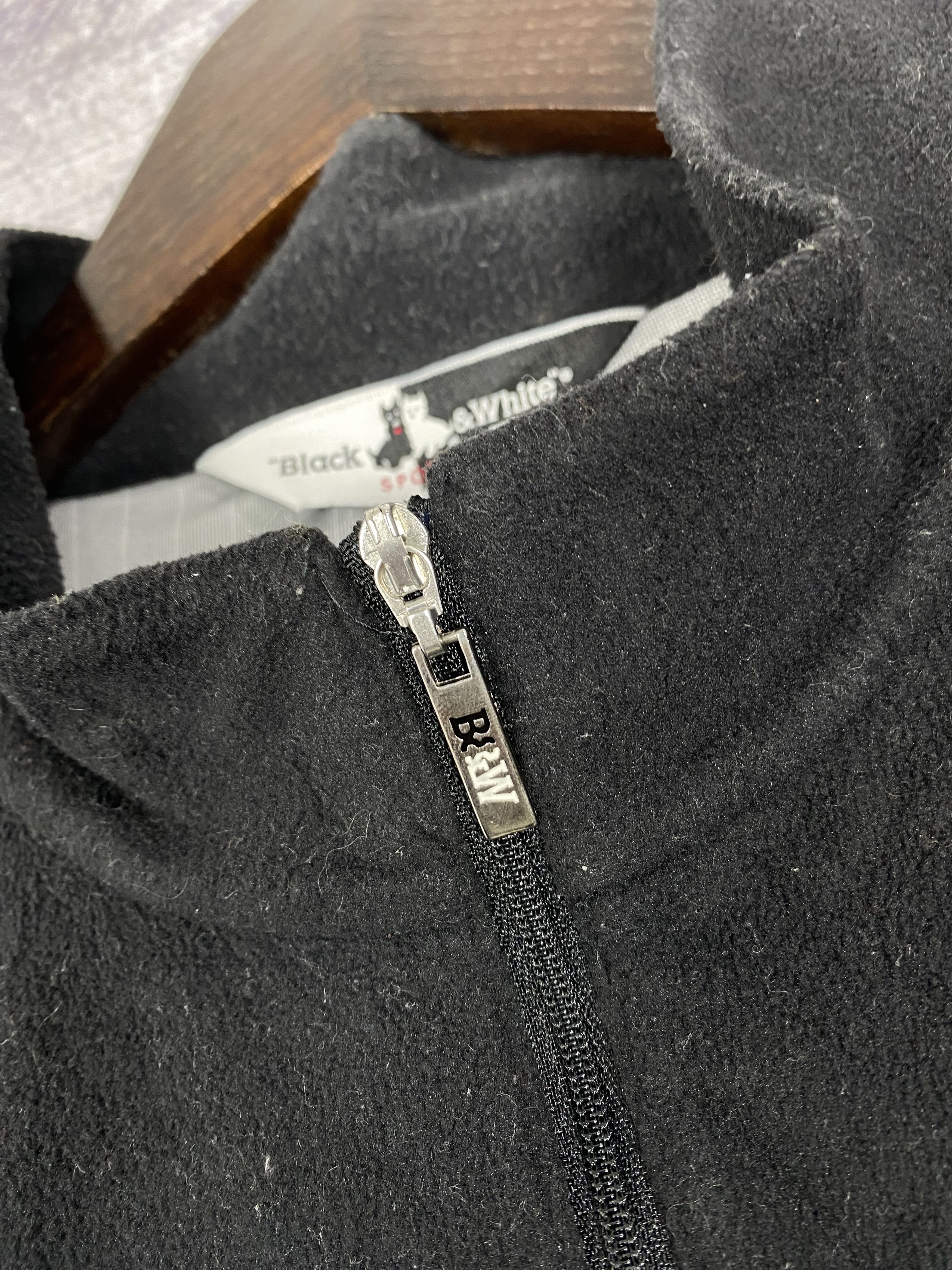 Japanese Brand Vintage Black & White Half Zipper Sweatshirts Size US L / EU 52-54 / 3 - 3 Thumbnail