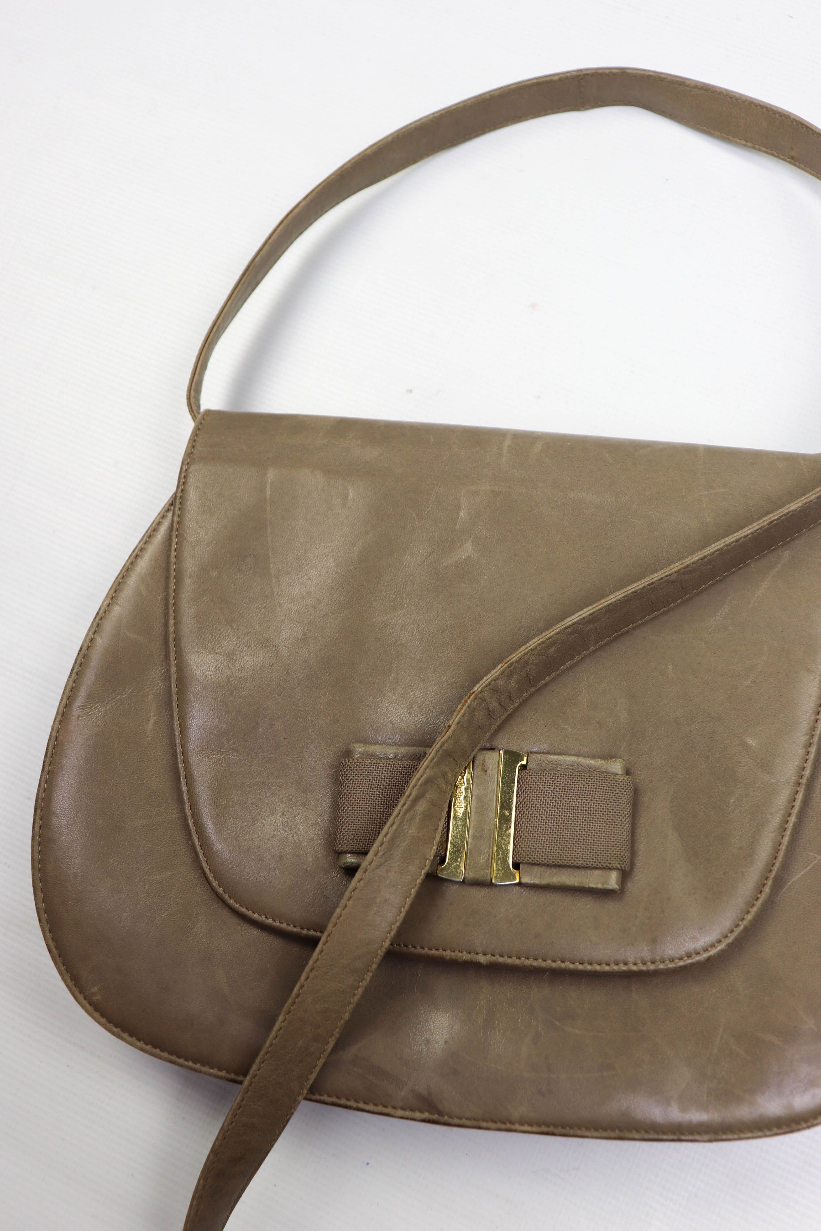 Bally Bally Switzerland Vintage Cream Beige Leather Crossbody Bag Size ONE SIZE - 6 Thumbnail