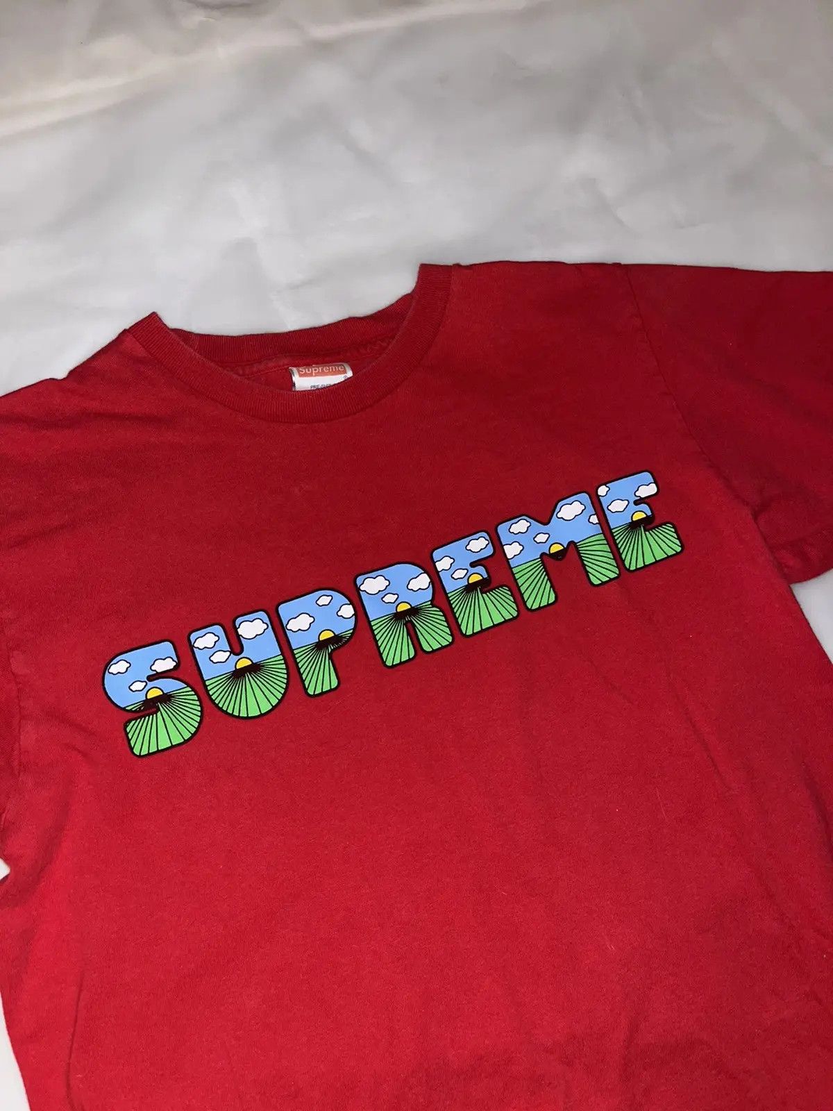 Supreme Supreme This is the shit T Size US L / EU 52-54 / 3 - 3 Thumbnail