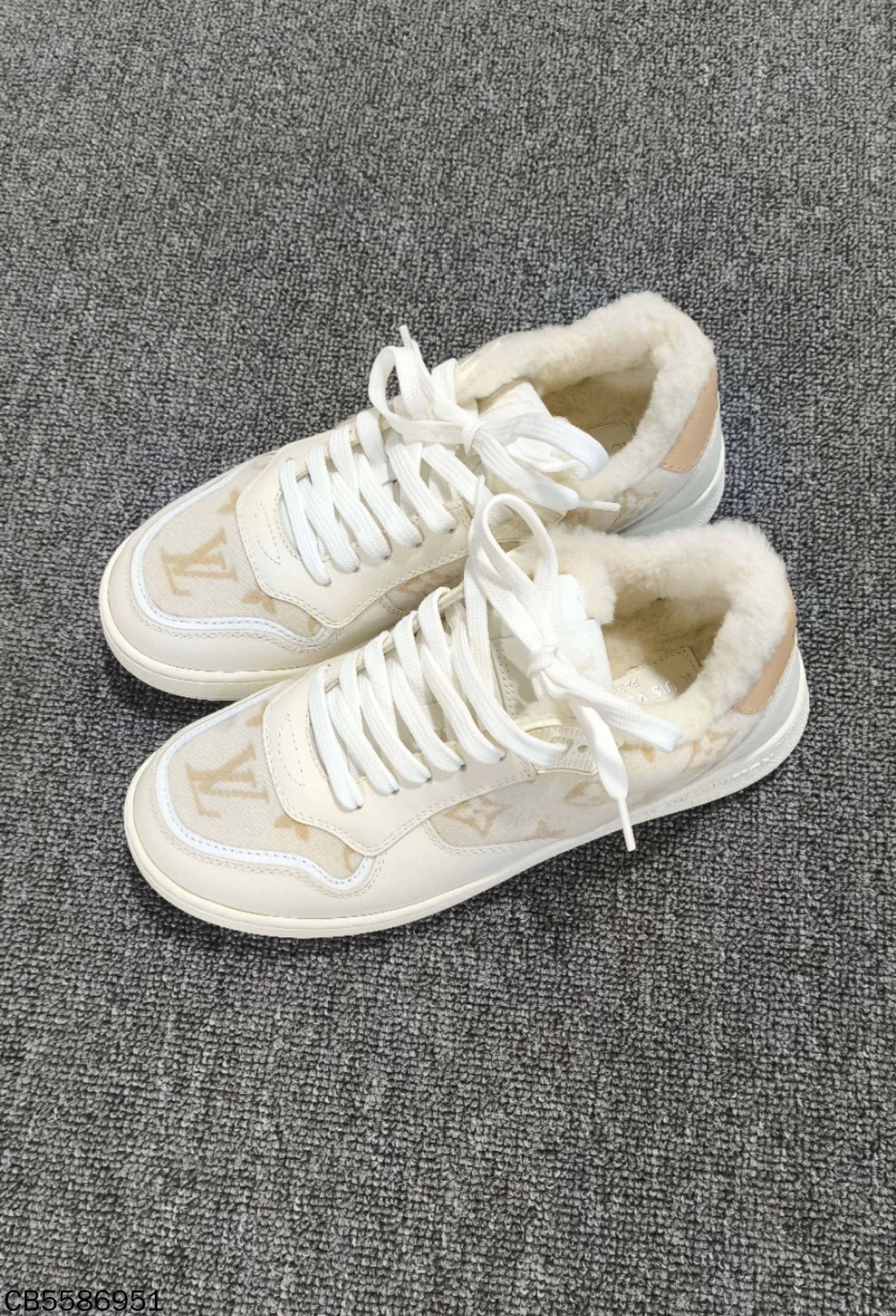 Louis Vuitton LV Skate Shoes 98 New Women's 36 Size US 5.5 / IT 35.5 - 1 Thumbnail