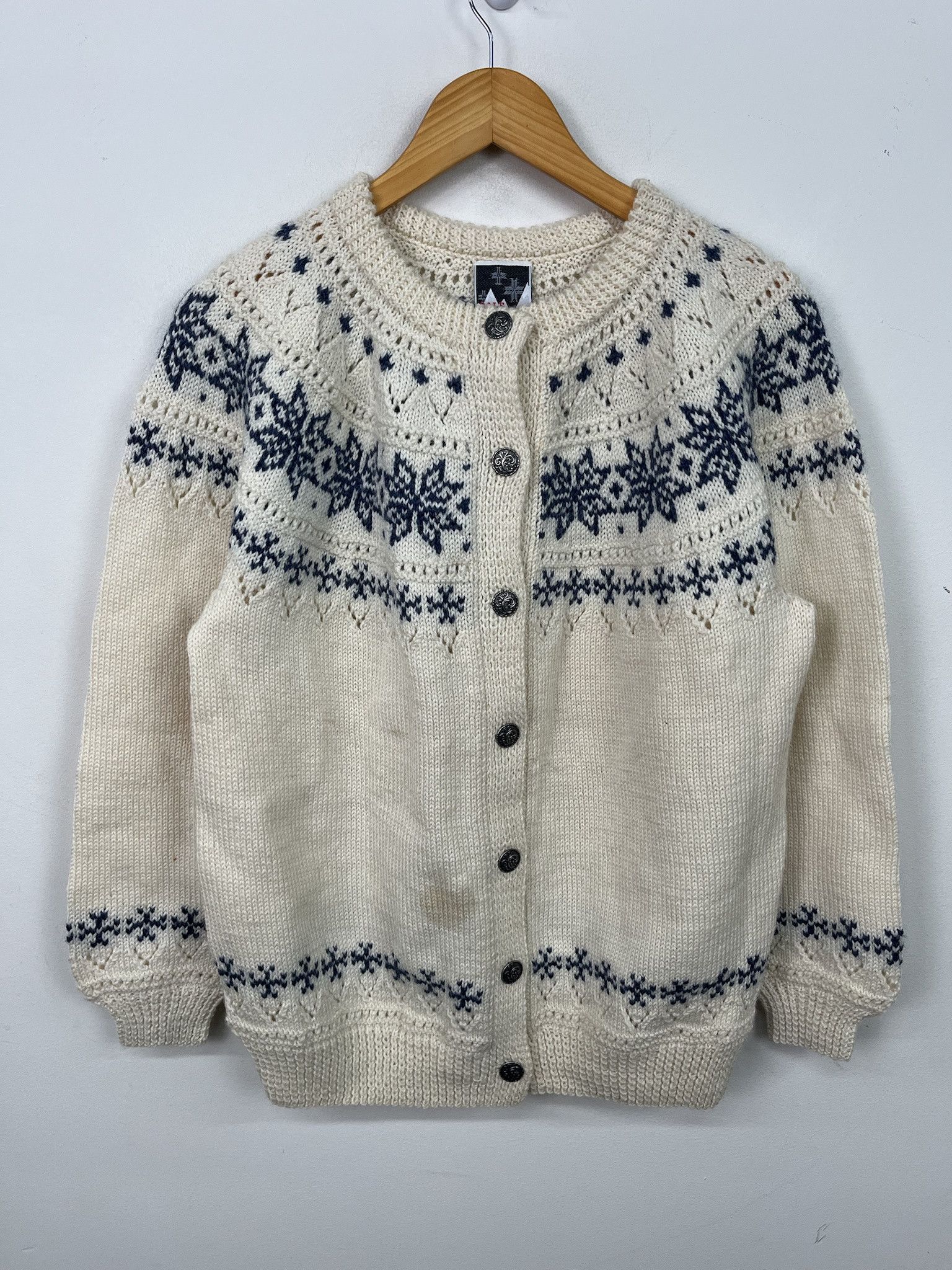 Dale Of Norway Vintaeg 90s Dale Of Norway Knit Sweaeter Wool Ring Neck Knit Cardigan Size M Size US M / EU 48-50 / 2 - 1 Thumbnail