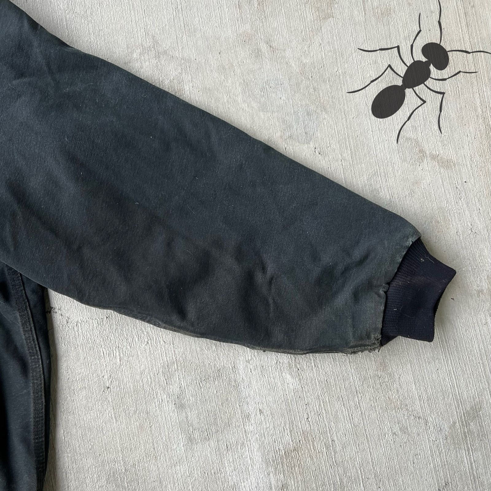 Carhartt × Vintage Carhartt J131 BLK faded black hooded work wear jacket Size US XXL / EU 58 / 5 - 10 Thumbnail
