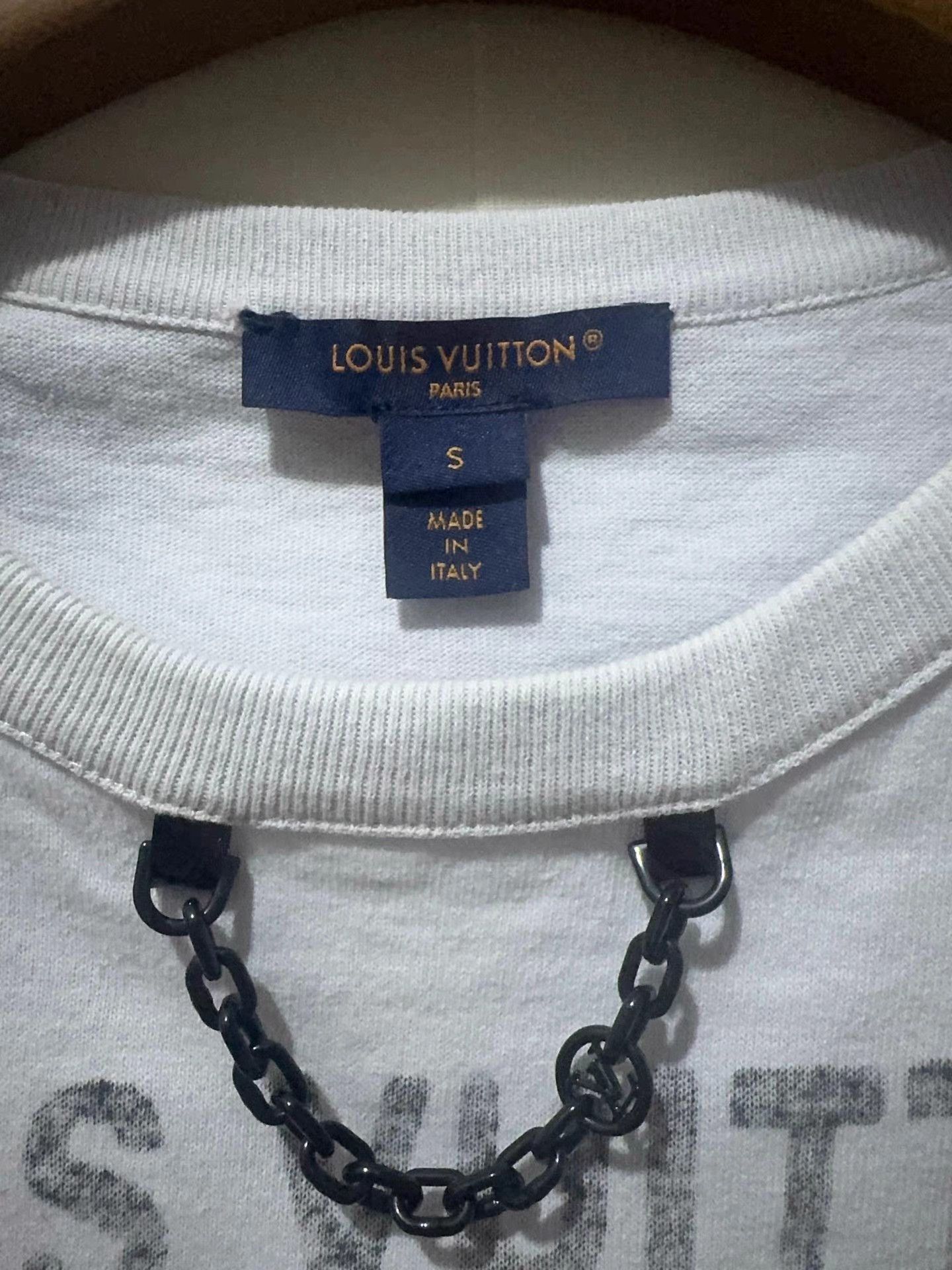 Louis Vuitton Louis Vuitton Engraved Cropped Short-Sleeve T-Shirt K13 Size S / US 4 / IT 40 - 3 Thumbnail