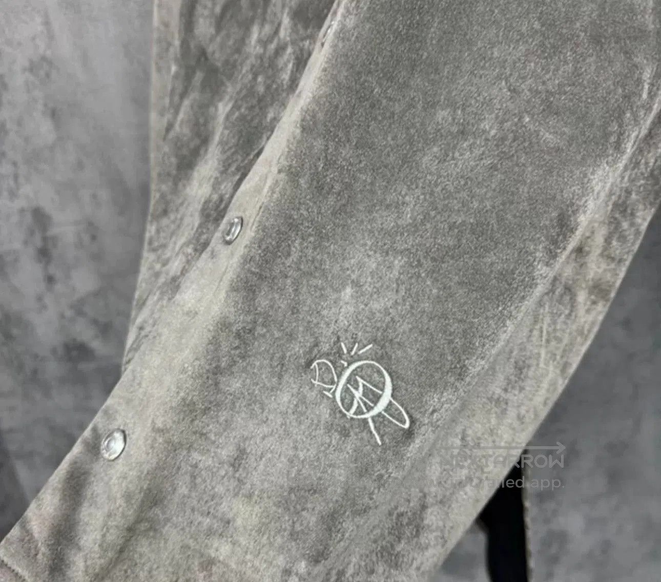 Dior dior embroidered logo velvet jacket. Size US L / EU 52-54 / 3 - 3 Thumbnail