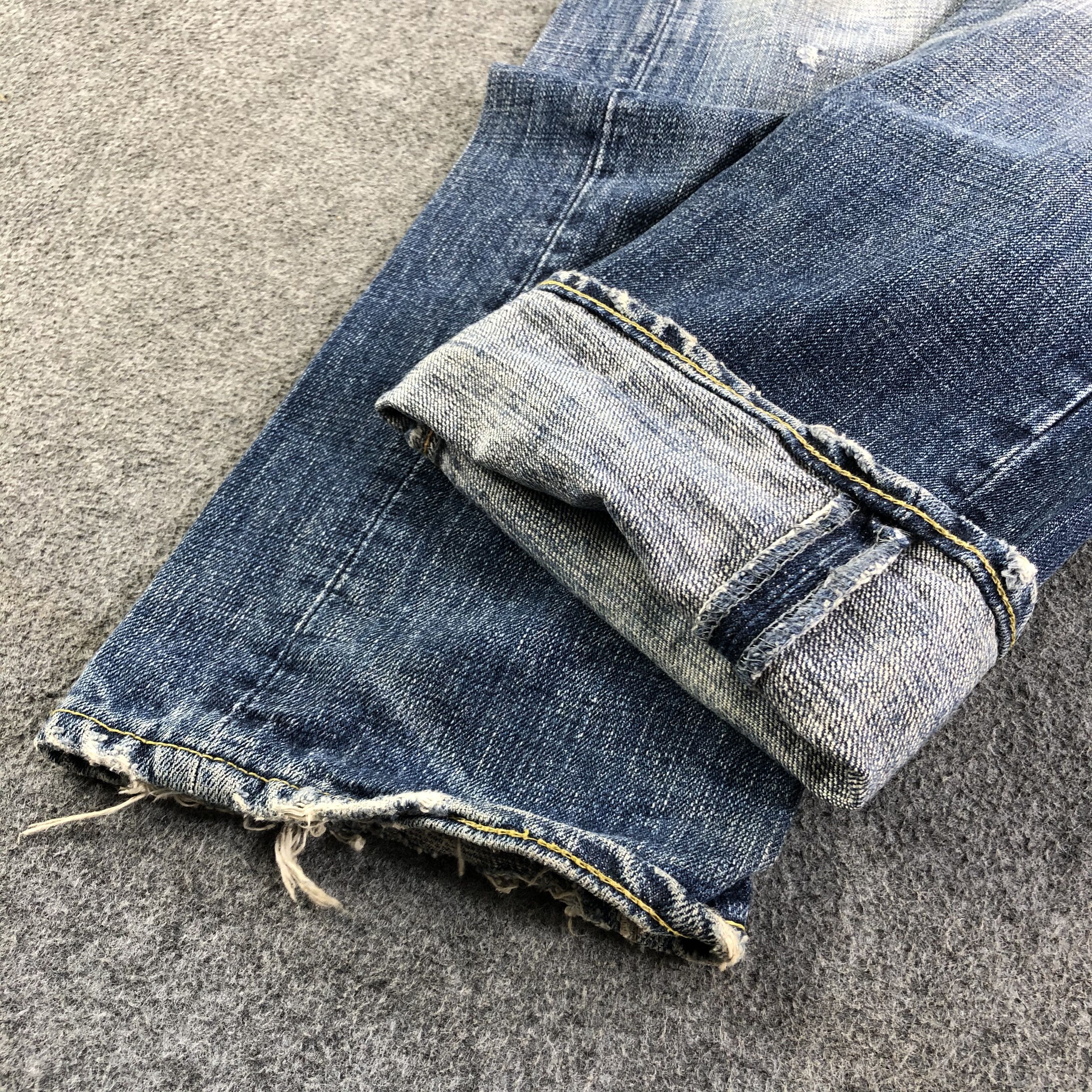 Levi's Vintage Blue Wash Levis 501 Jeans Distressed Denim -J2684 Size US 31 - 7 Thumbnail