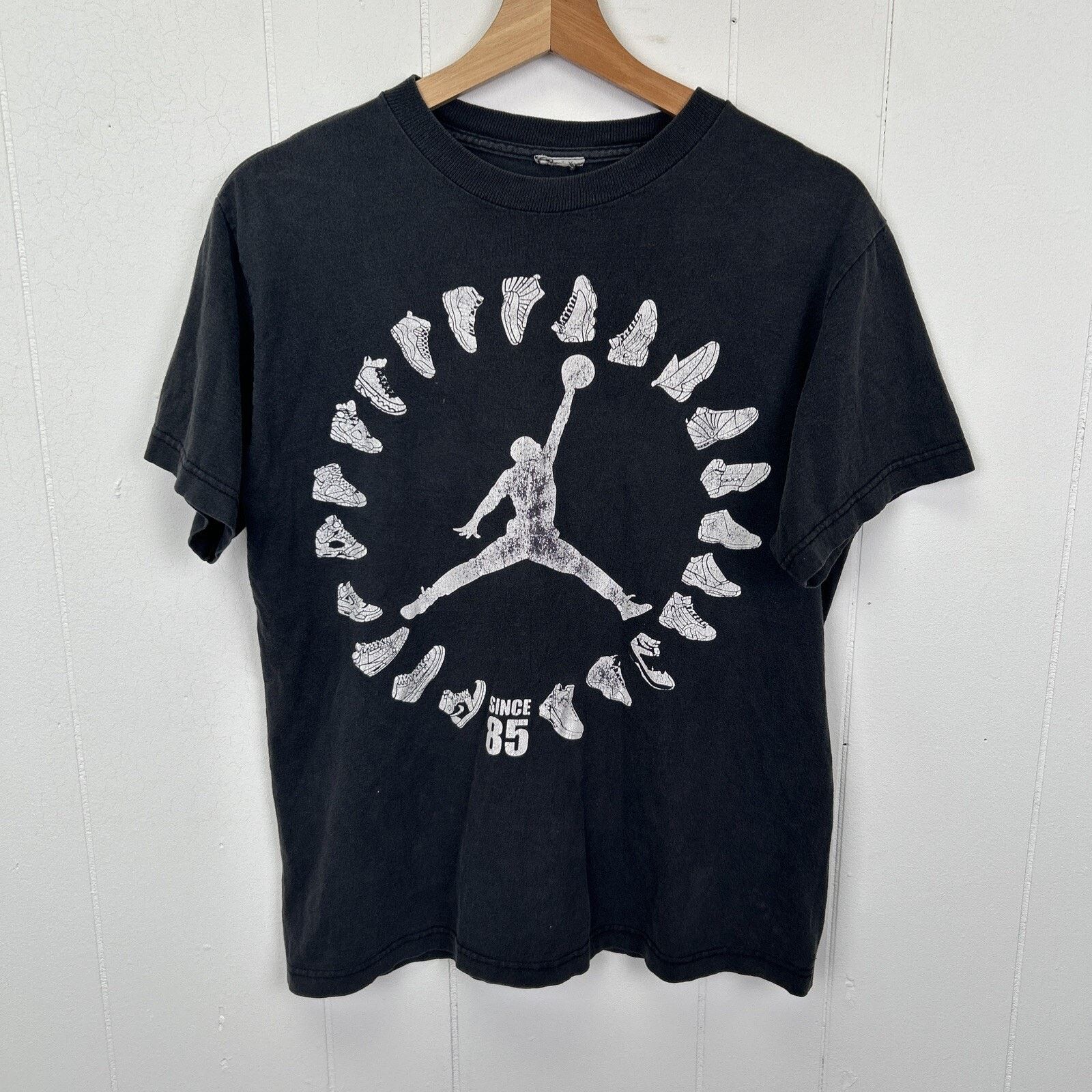 Jordan Brand Jordan Collection Black Graphic T-Shirt Best Fit Medium Size US M / EU 48-50 / 2 - 1 Thumbnail