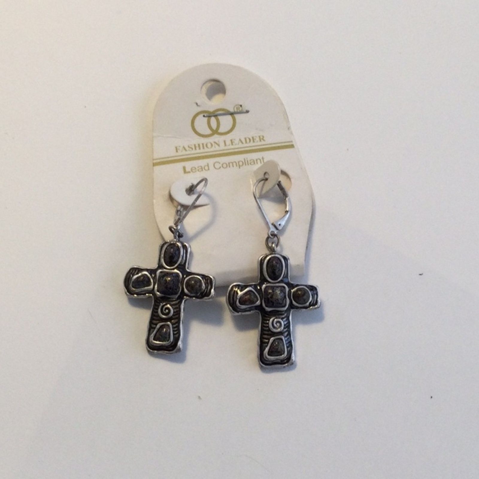 Other Fashion Leader Cross Lever Back Dangle Earrings Size ONE SIZE - 16 Thumbnail