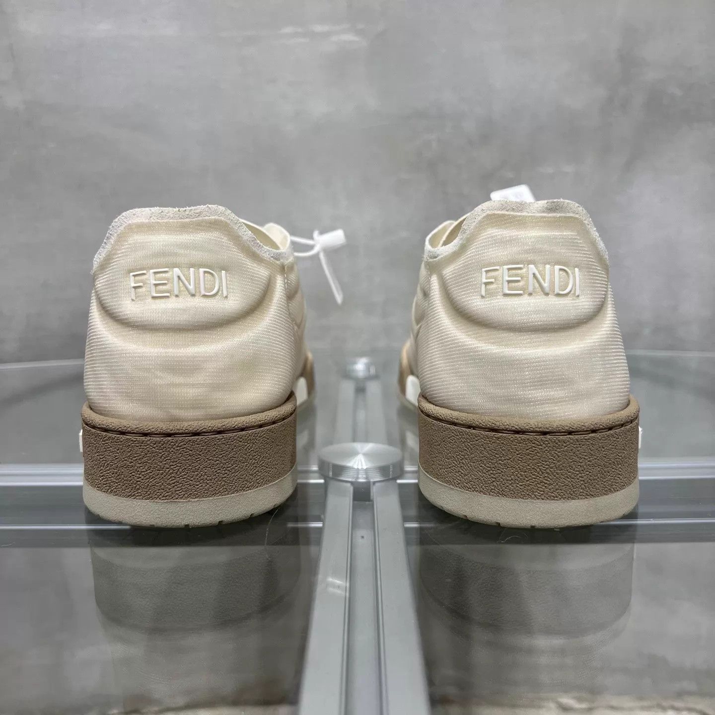 Fendi Fendi Cream Mesh Sneaker 38 EU Size US 7.5 / IT 37.5 - 6 Thumbnail