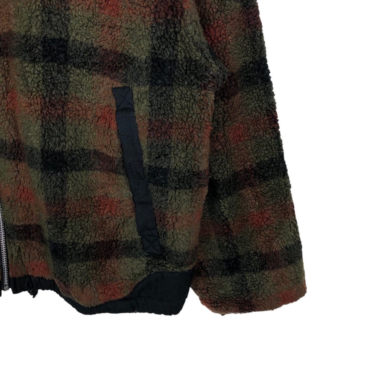 Japanese Brand 🔥90’s VINTAGE DESCENTE FLEECE SHERPA JACKET TARTAN DESIGN Size US M / EU 48-50 / 2 - 4 Thumbnail