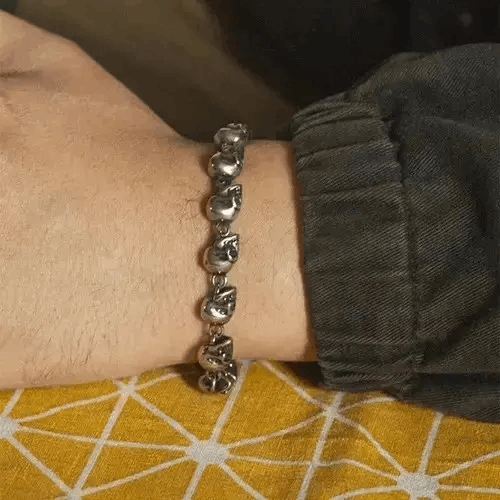 Japanese Brand Vintage Gothic Skull Head Bracelets Size ONE SIZE - 2 Thumbnail