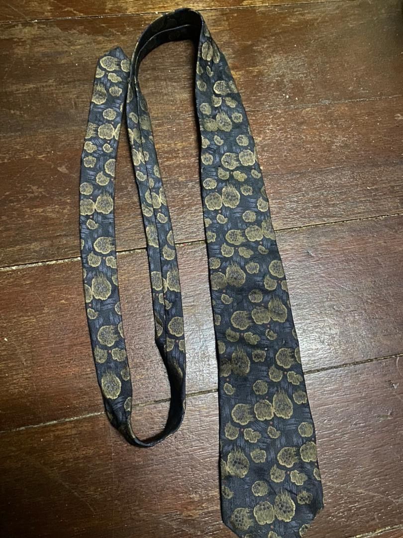 Yves saint Lauren fullprint tie