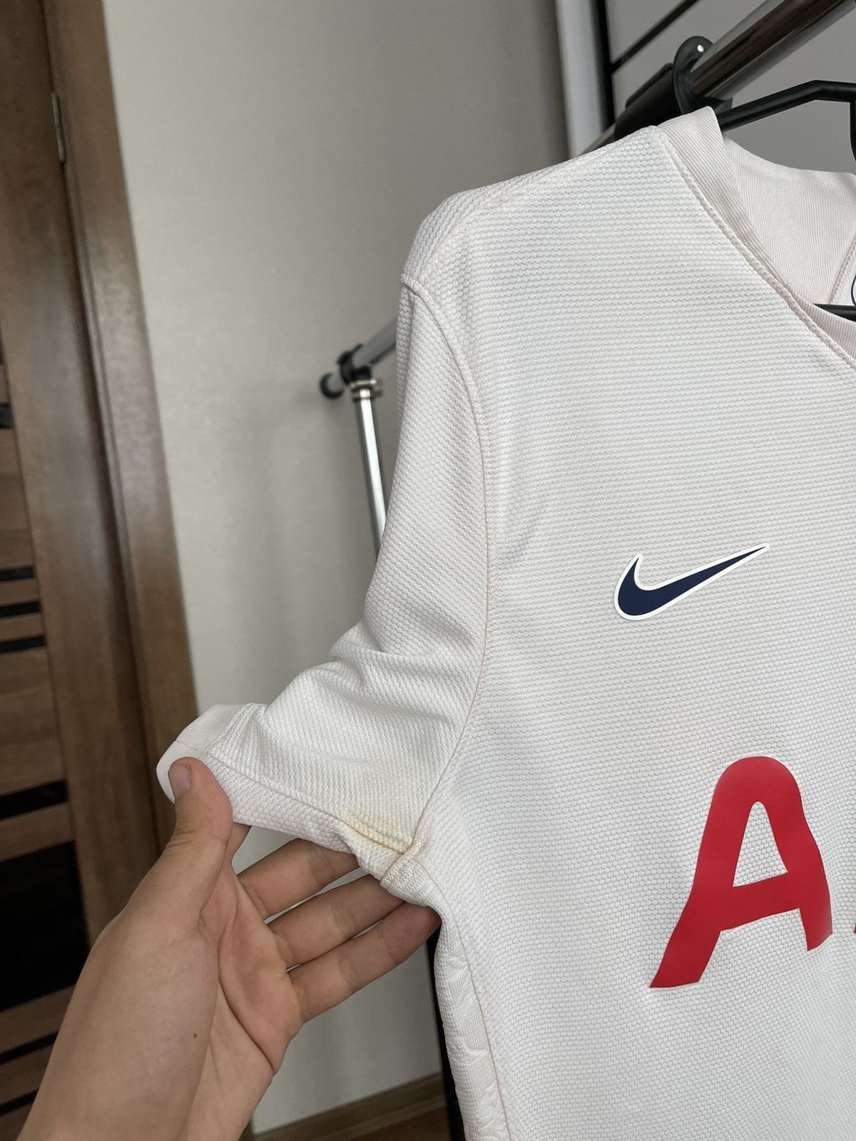 Nike 2021/2022 Nike Tottenham Hotspur Soccer Jersey T-Shirt Tee Size US M / EU 48-50 / 2 - 14 Thumbnail