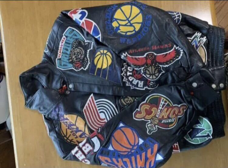 JH Design Jeff Hamilton jh Design NBA team logo JACKET jordan lebron Size US M / EU 48-50 / 2 - 3 Thumbnail