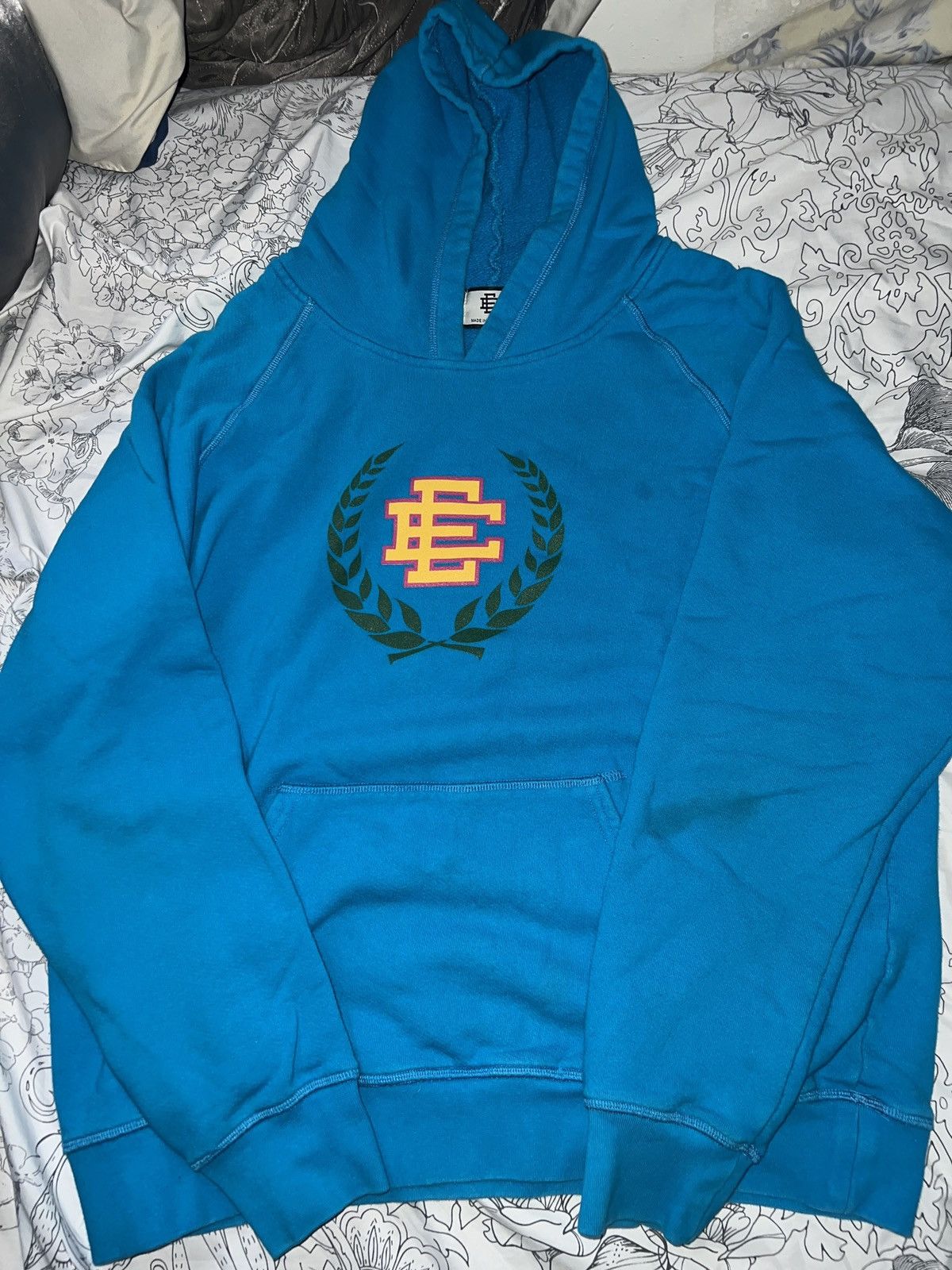 image of Eric Emanuel Wreath Sweatsuit in Blue, Men's (Size XL)