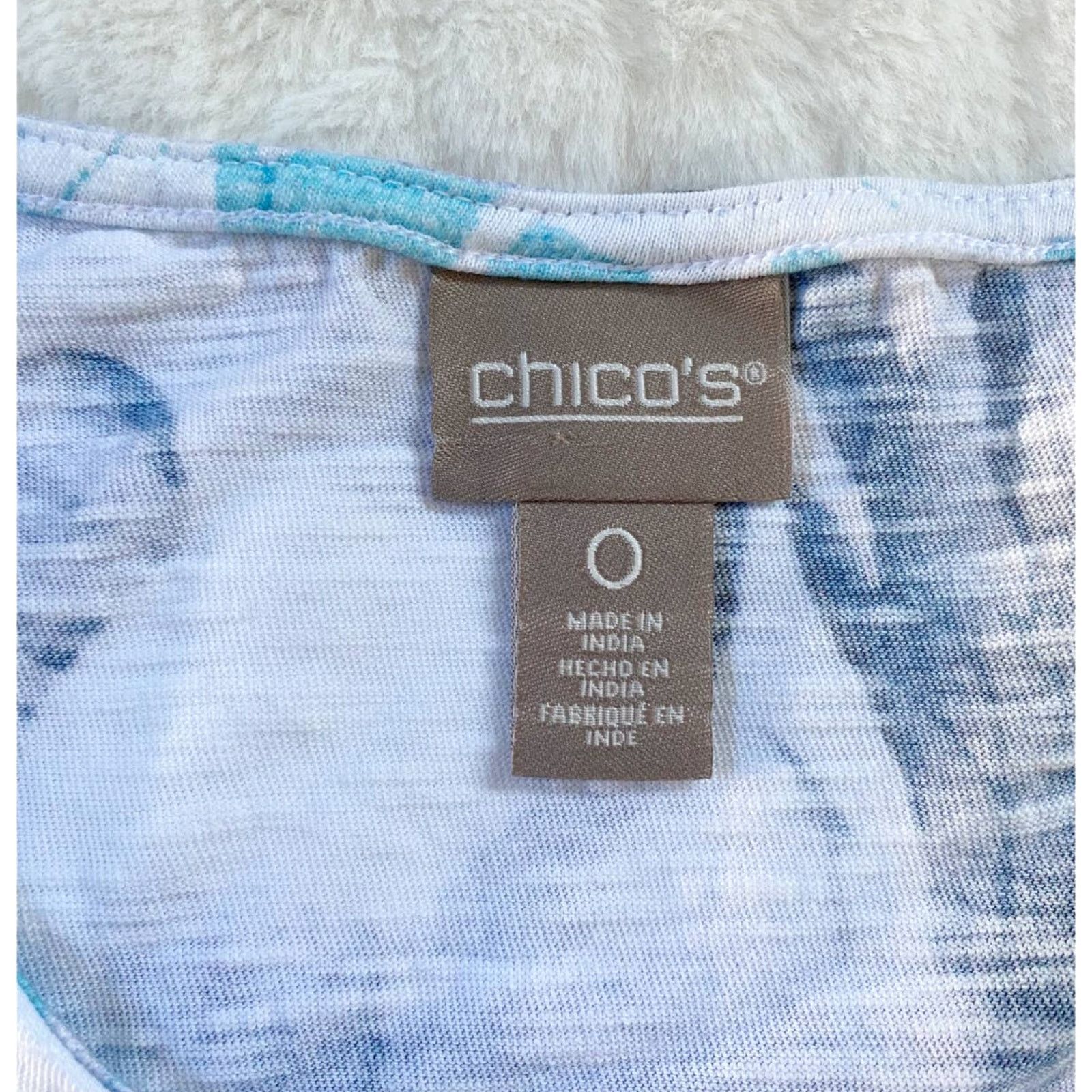 Chicos Chico’s Pressed Flower Asymmetrical Grommet Tunic Top Size XS / US 0-2 / IT 36-38 - 8 Thumbnail