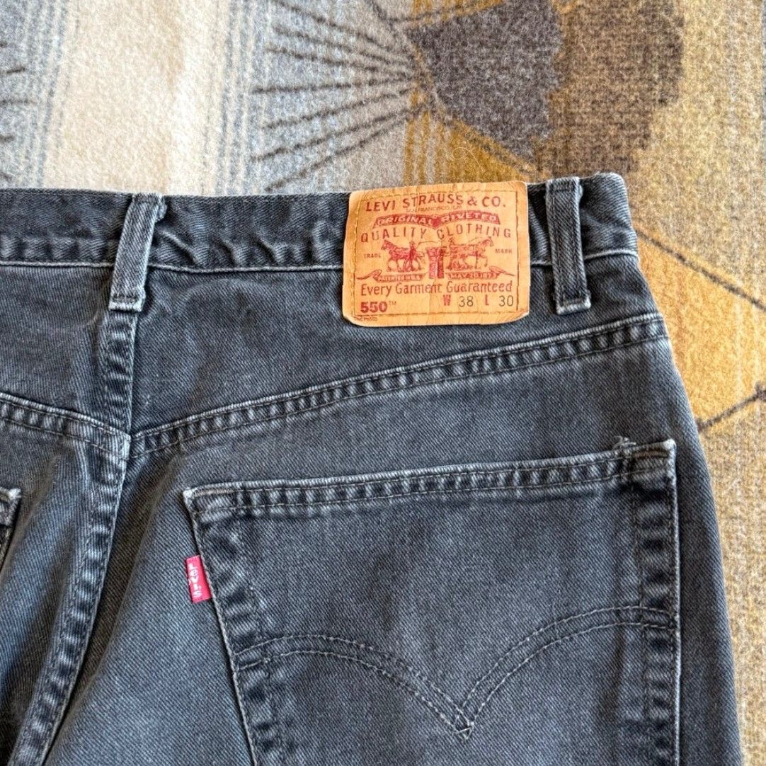 Levi's VINTAGE Levi’s 550 Relaxed Fit Black Denim Jeans 36x30 Men In Canada 90s Straight N/A Size US 36 / EU 52 - 4 Thumbnail