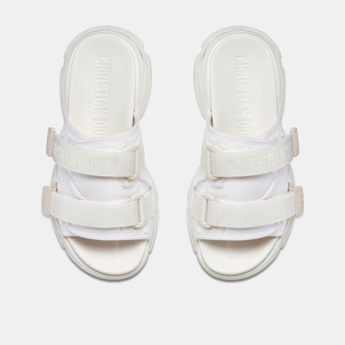 o1bcso1str0324 Slip in White