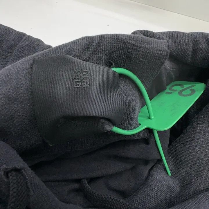 Other Givenchy Givenchy Distressed Logo Hoodie for Men -2507 Size US XXL / EU 58 / 5 - 2 Thumbnail