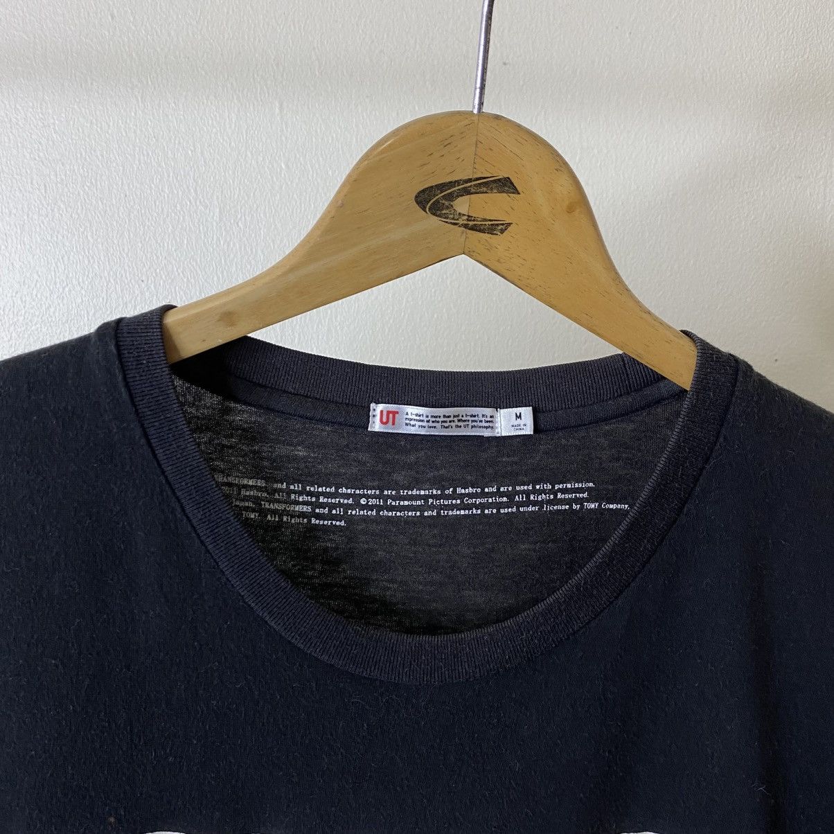 Uniqlo Uniqlo UT x Transformers Collaboration T Shirt Size US M / EU 48-50 / 2 - 3 Thumbnail