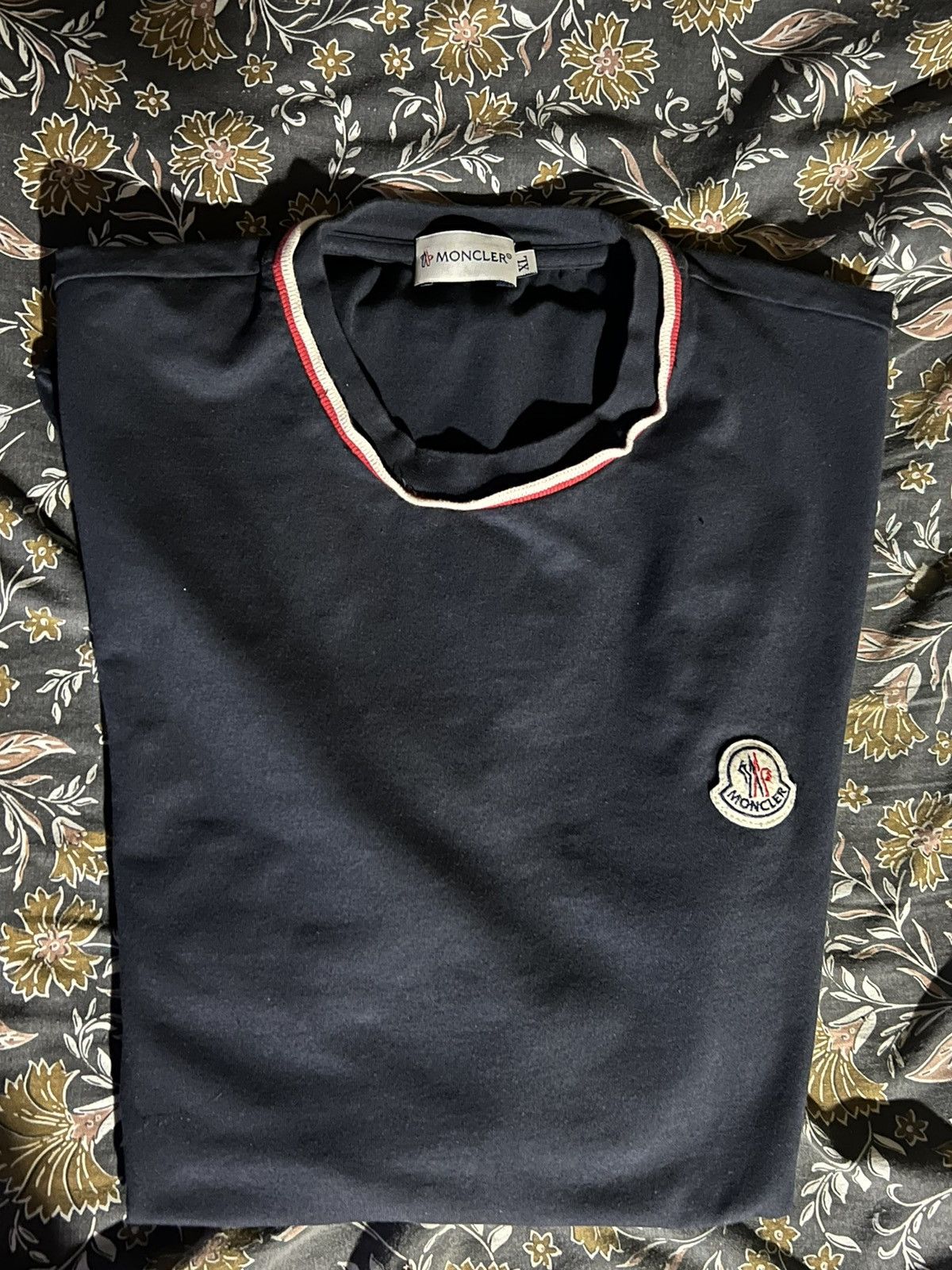 image of Moncler Navy Blue Classic Logo T-Shirt!! Barely Worn!!, Men's (Size XL)