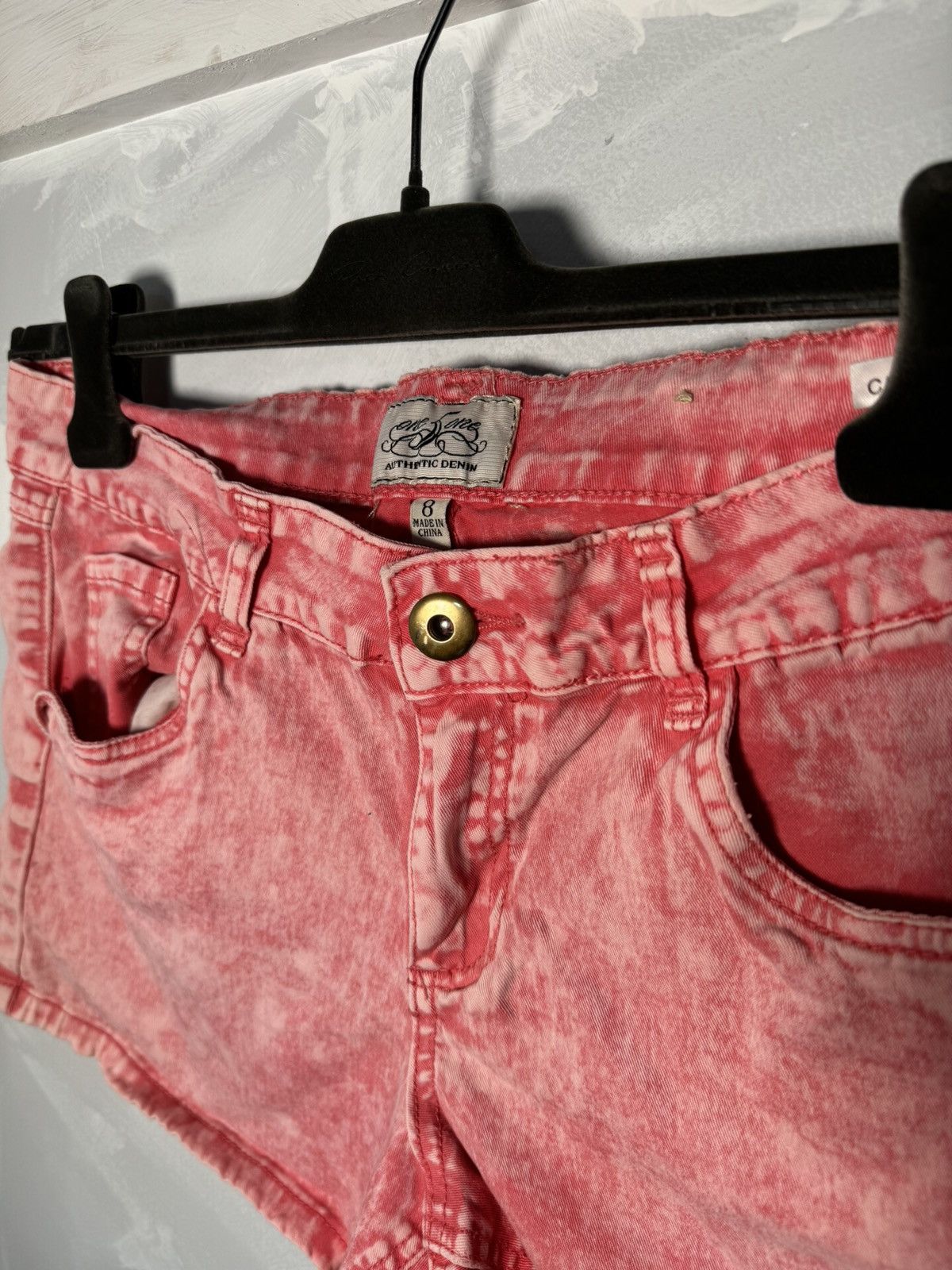 Pink × Vintage One 5 One Pink Bleached Denim Jean Shorts Barbie Size 27" / US 4 / IT 40 - 2 Thumbnail