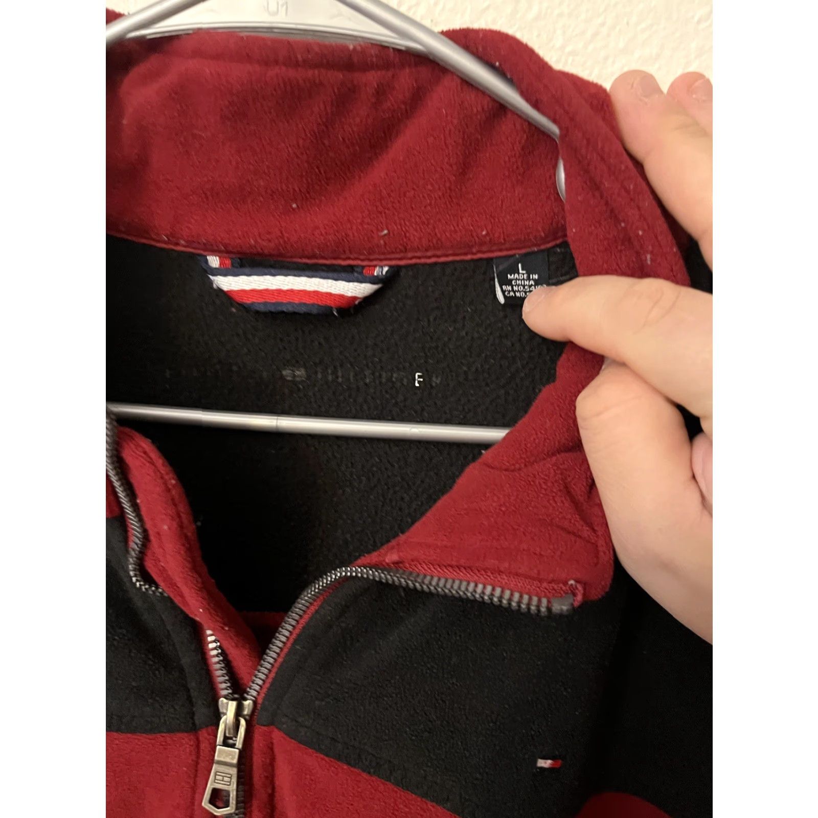 Tommy Hilfiger tommy hilfiger red black fleece jacket men Large full zip up teddy Bear Jacket Size US L / EU 52-54 / 3 - 3 Thumbnail