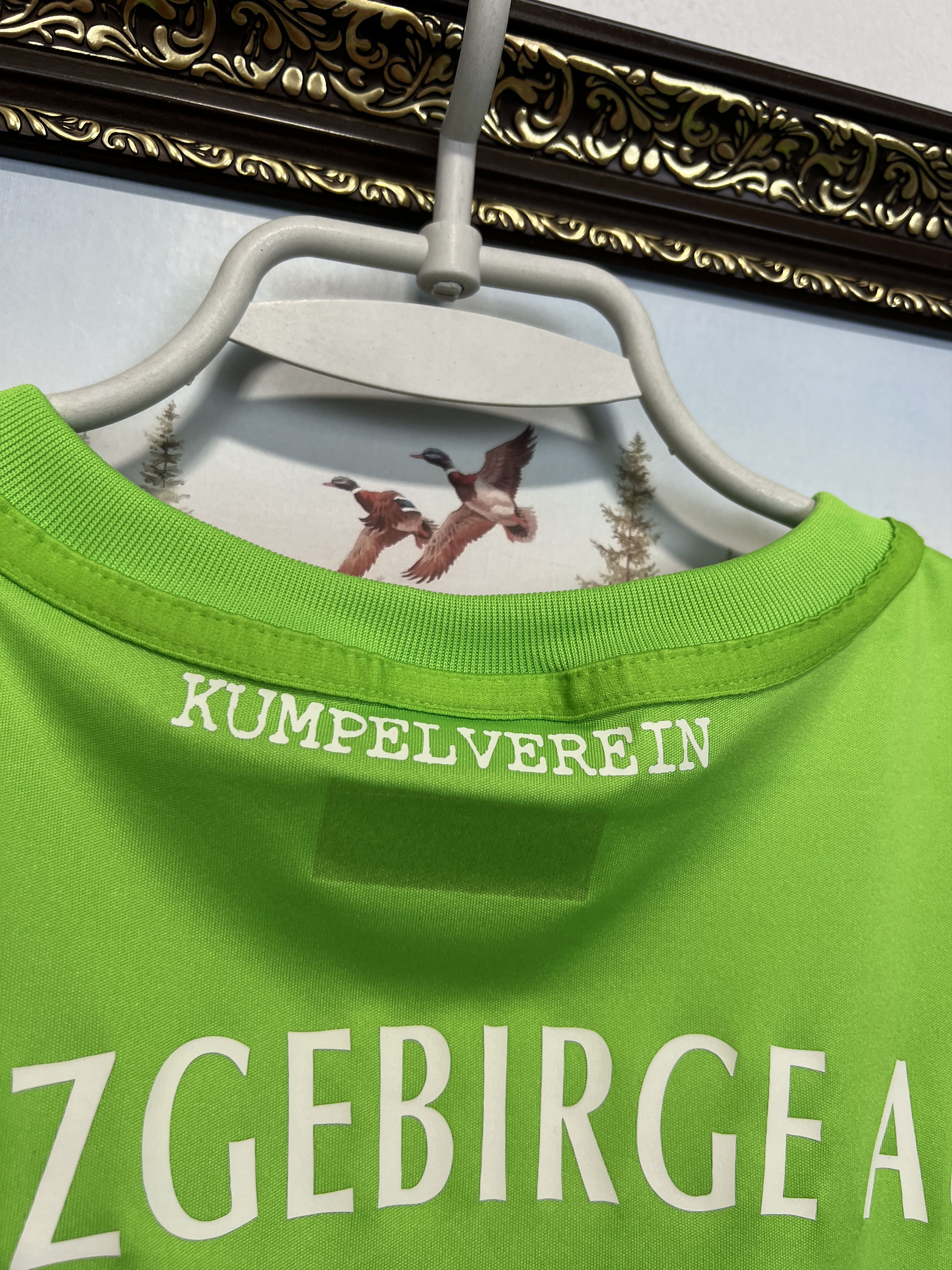 Nike Erzgebirge football shirt Soccer #17 Riese Jersey Trikot Size US S / EU 44-46 / 1 - 10 Thumbnail