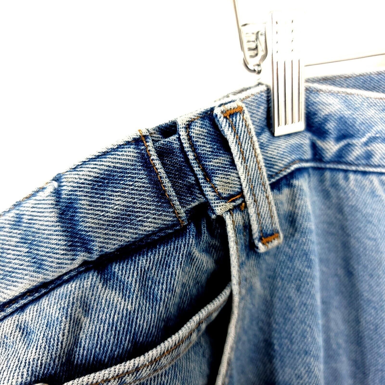 L.L. Bean L.L. Bean Light Wash Blue Denim Comfort Waist Jeans 42/30 Hi Size US 42 / EU 58 - 3 Thumbnail