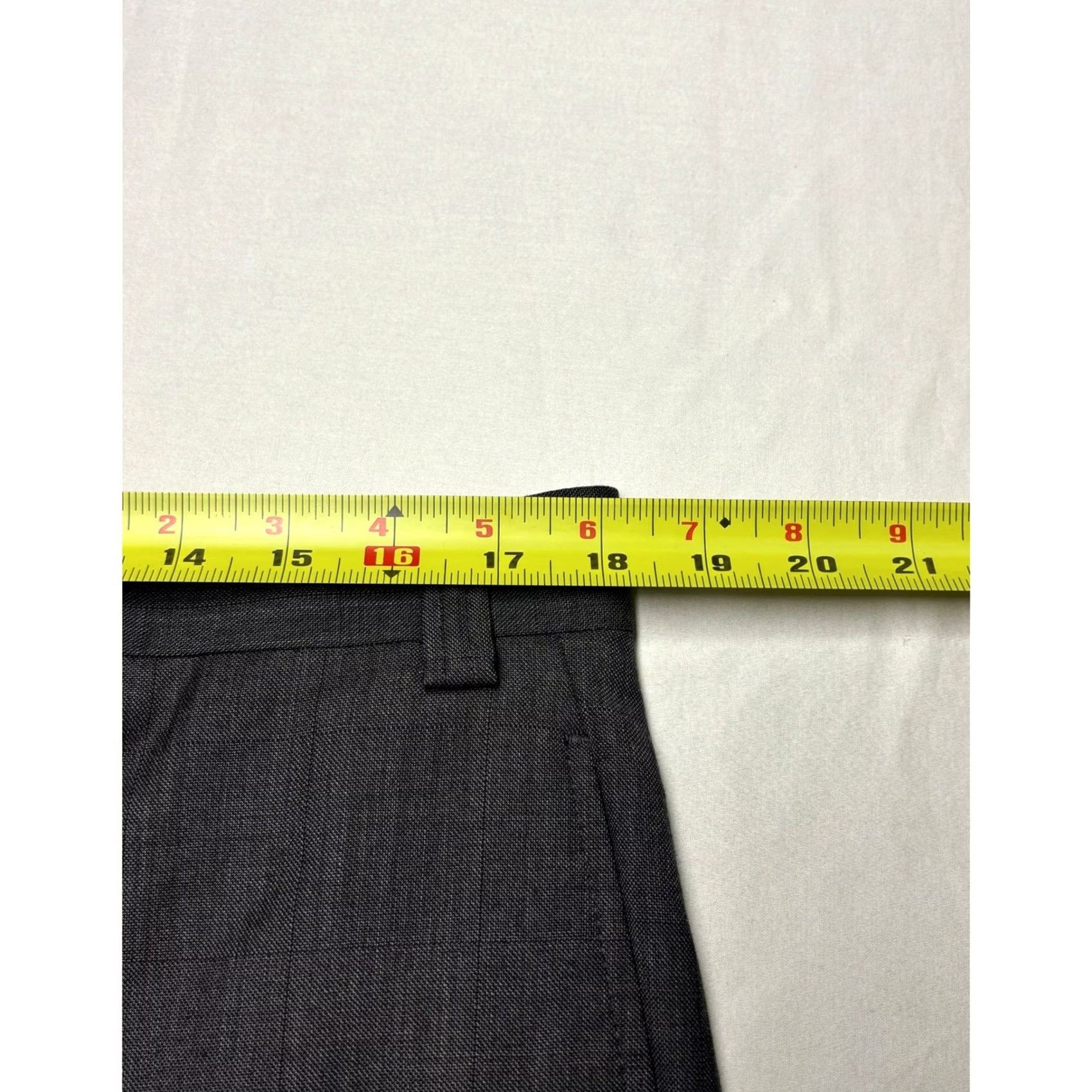 Ralph Lauren Lauren Ralph Lauren Mens Pants Wool Flat Front Plaid Charcoal Grey 36x30 Dress Formal Business 4-Pocket Classic Wool Size US 36 / EU 52 - 6 Thumbnail