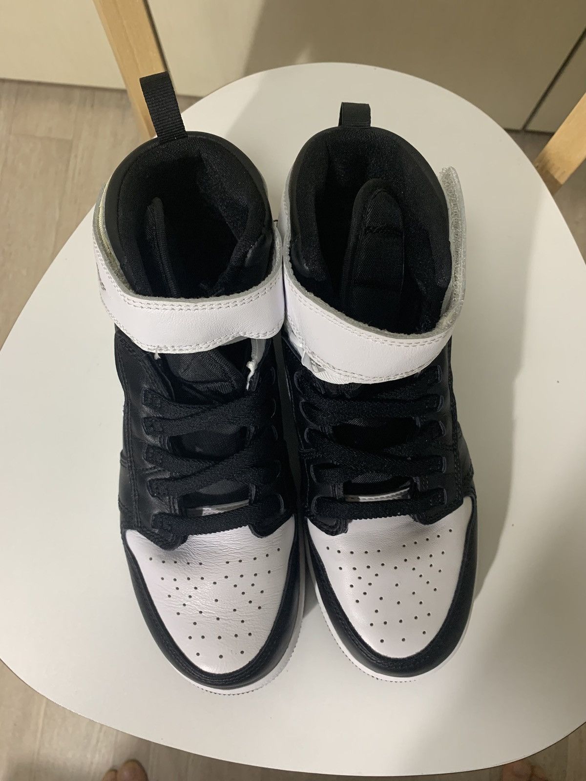 Nike Nike Air Jordan 1 high fly ease black white 6Y Size US 6 / EU 39 - 5 Thumbnail