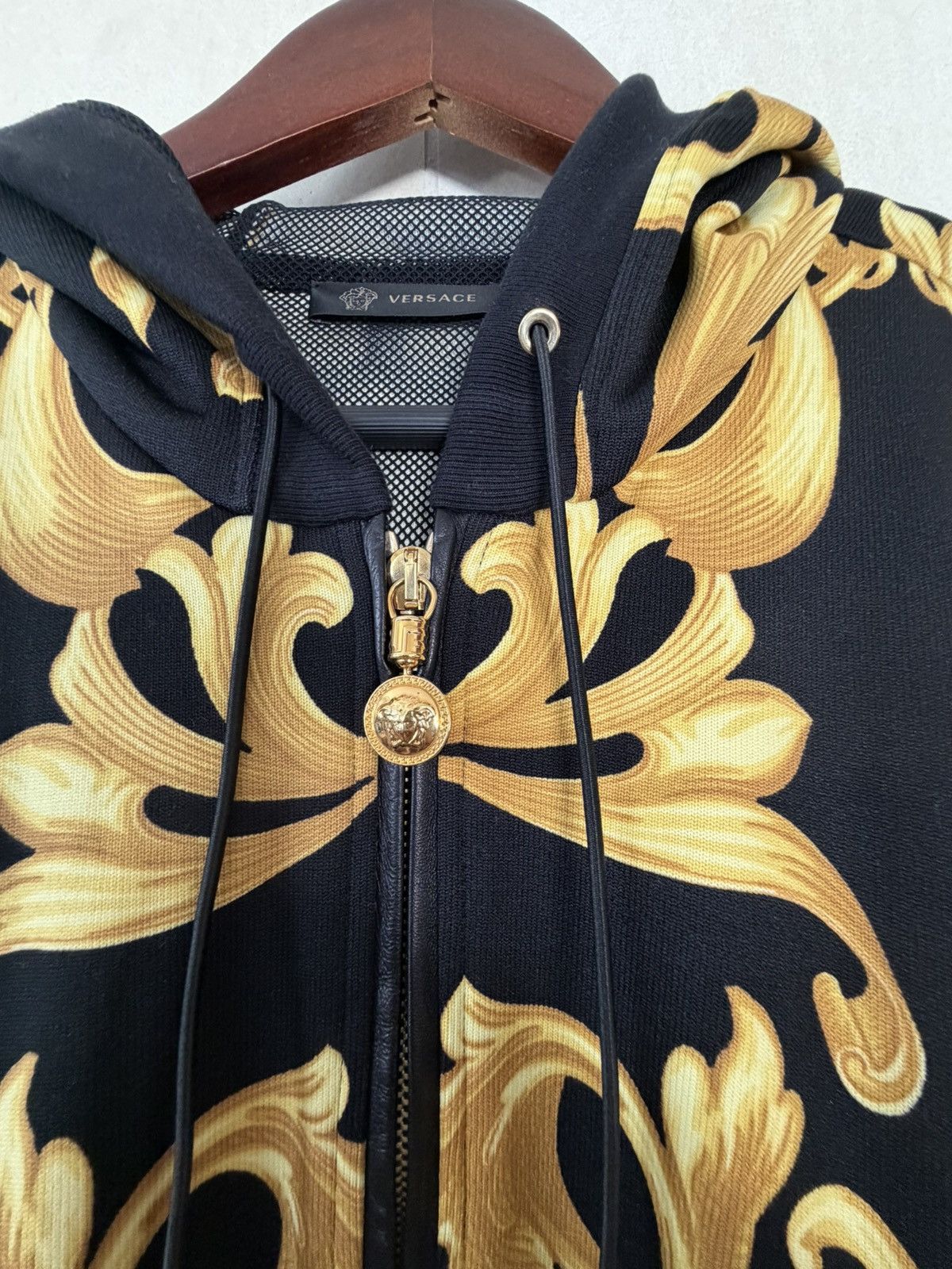 Versace Versace Baroque Hoodie Size US XL / EU 56 / 4 - 4 Thumbnail