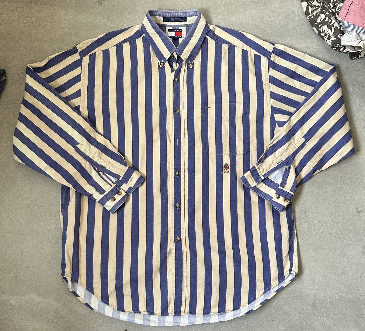 Tommy Hilfiger VINTAGE TOMMY HILFIGER STRIPES SHIRT Size US XL / EU 56 / 4 - 1 Thumbnail