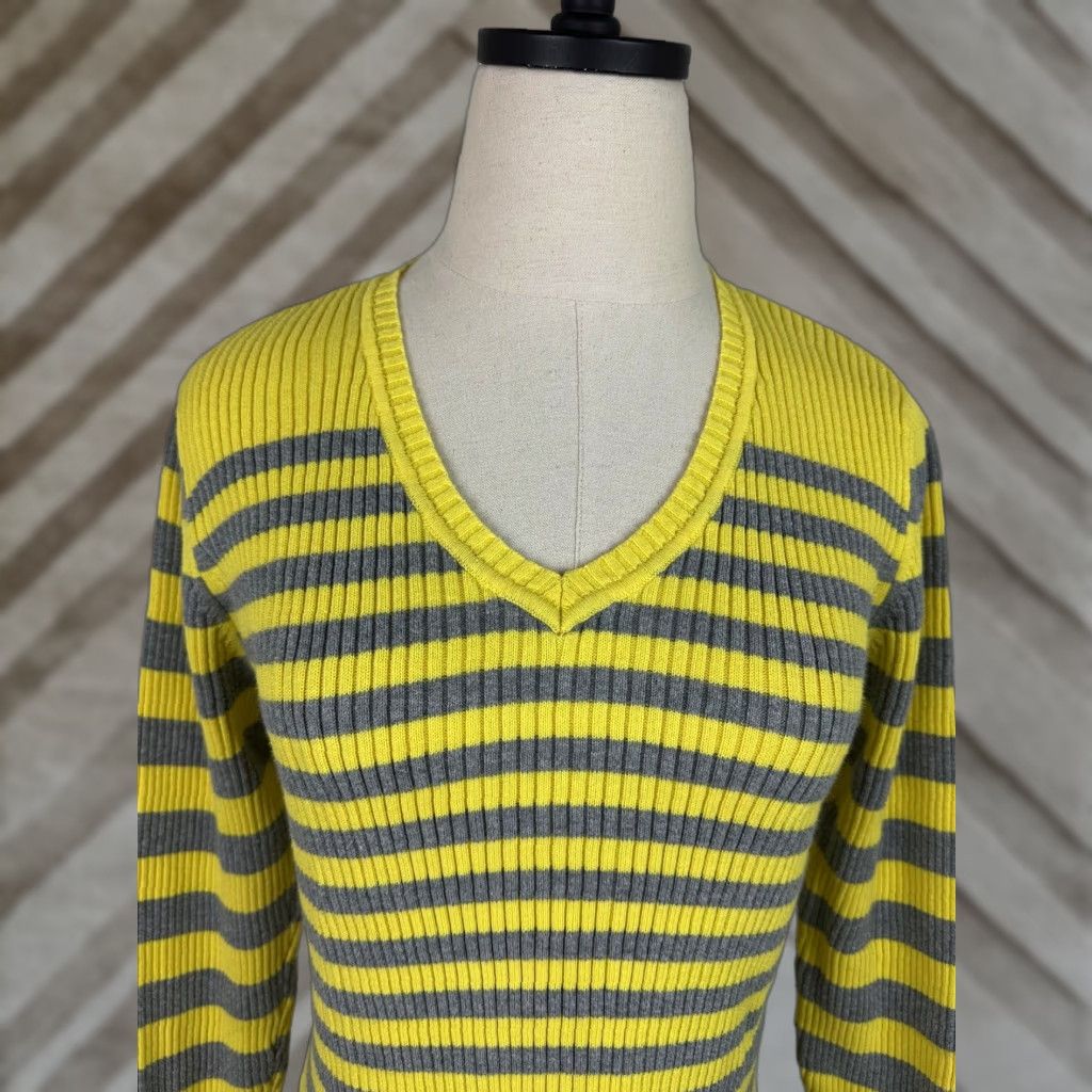 Vintage VINTAGE Y2K Sweater Womens Small Striped V-neck Lemon Yellow Gray Ribbed Knit Size S / US 4 / IT 40 - 1 Thumbnail