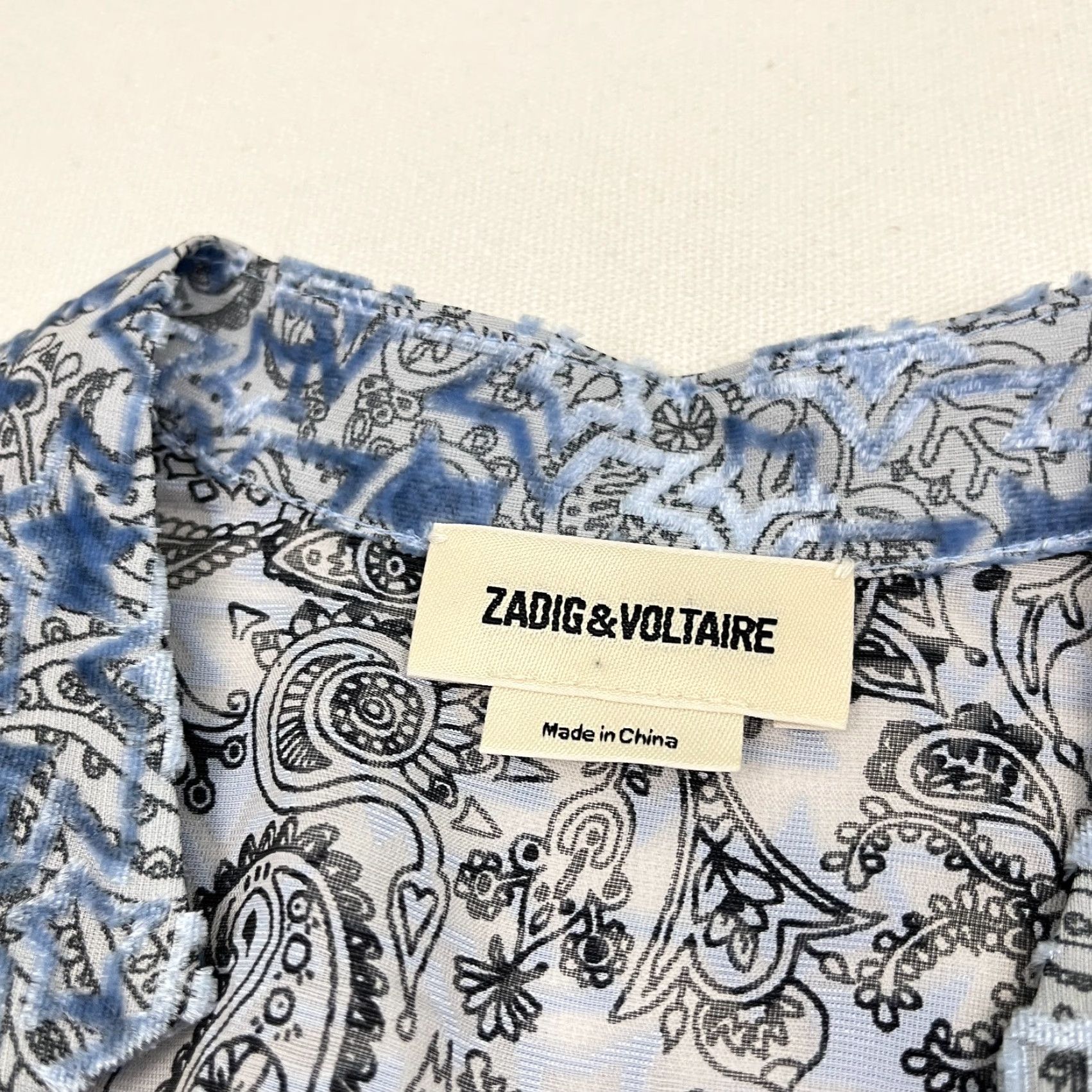 Zadig & Voltaire VINTAGE Zadig & Voltaire Tori Velours Devore Blouse Blue Floral Velvet Surplice Size S / US 4 / IT 40 - 4 Thumbnail
