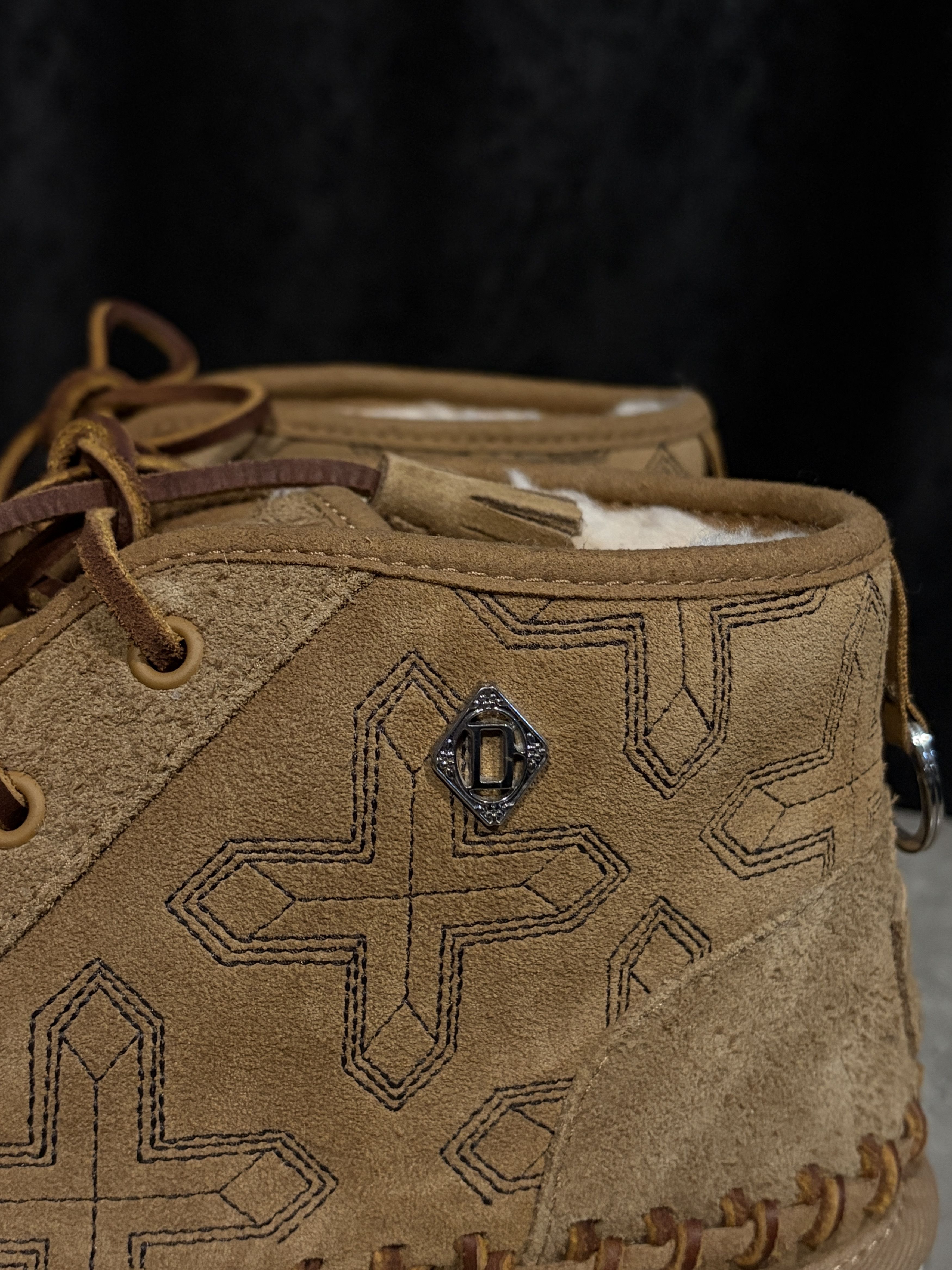 Ugg UGG x Children of Discordance boots Size US 9 / EU 42 - 2 Thumbnail