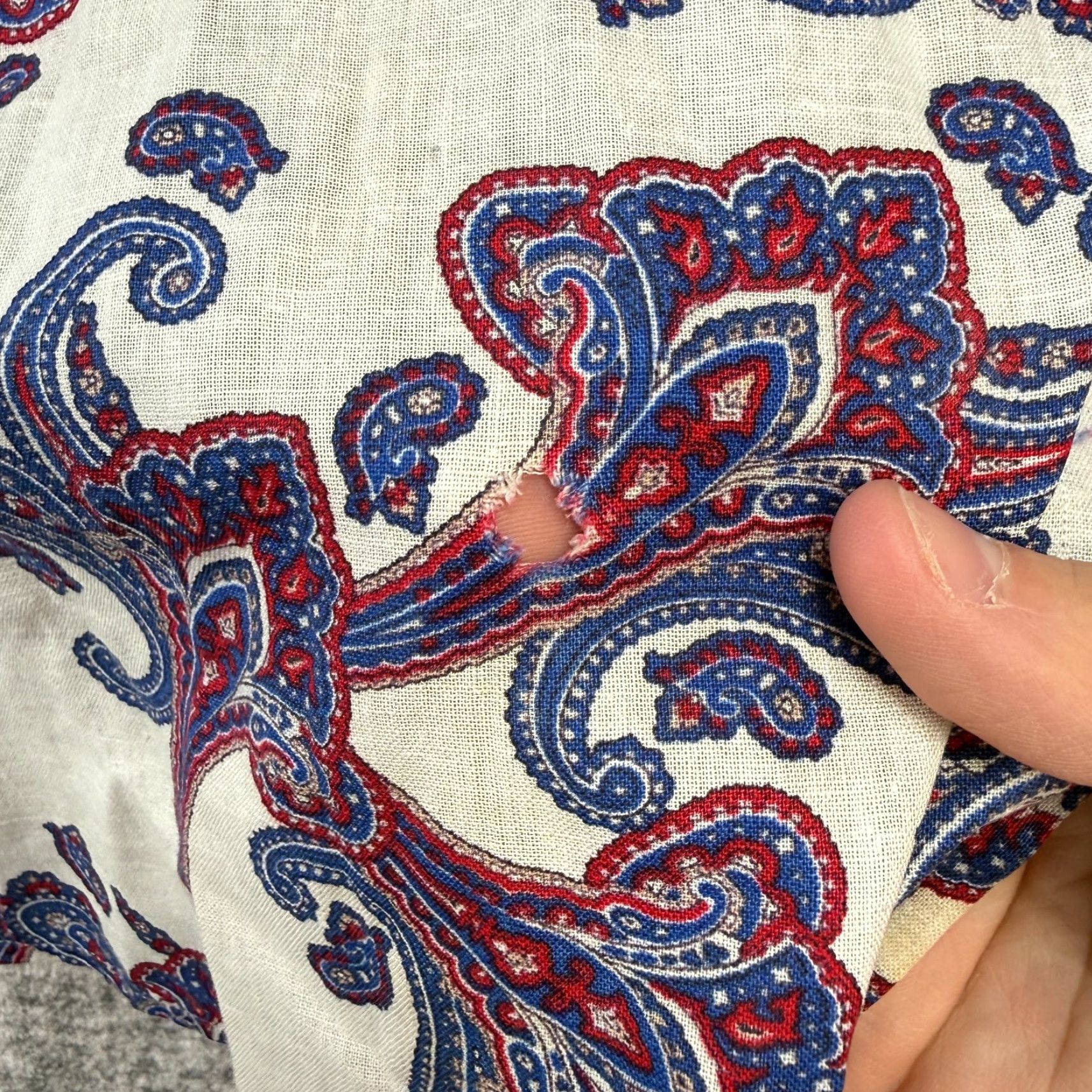 Cremieux Cremieux Shirt Mens Large White Paisley Linen Blend Button Down Party Retro READ Size US L / EU 52-54 / 3 - 6 Thumbnail
