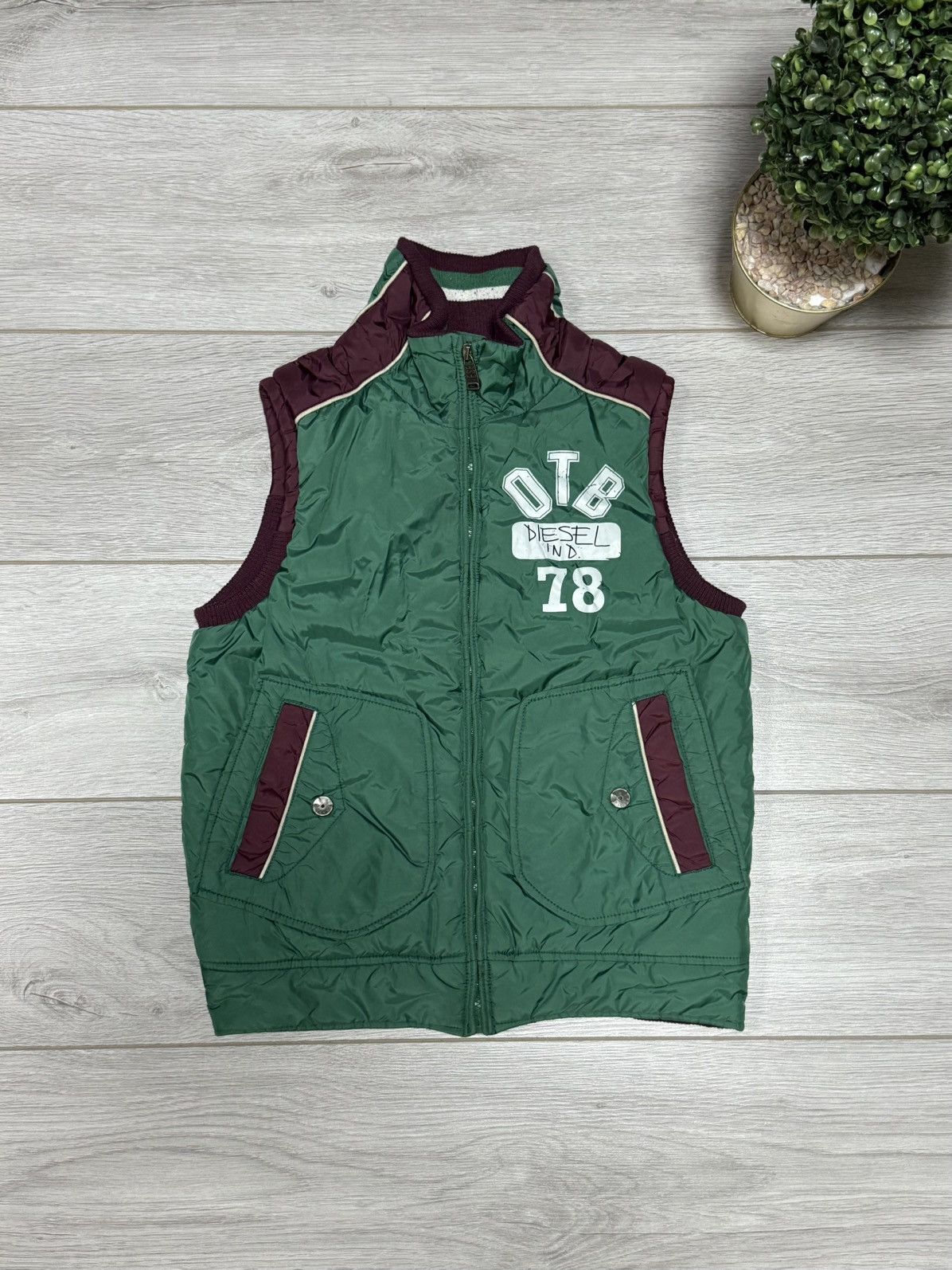 Diesel Diesel archive vintage nylon vest zip Size L / US 10 / IT 46 - 1 Thumbnail