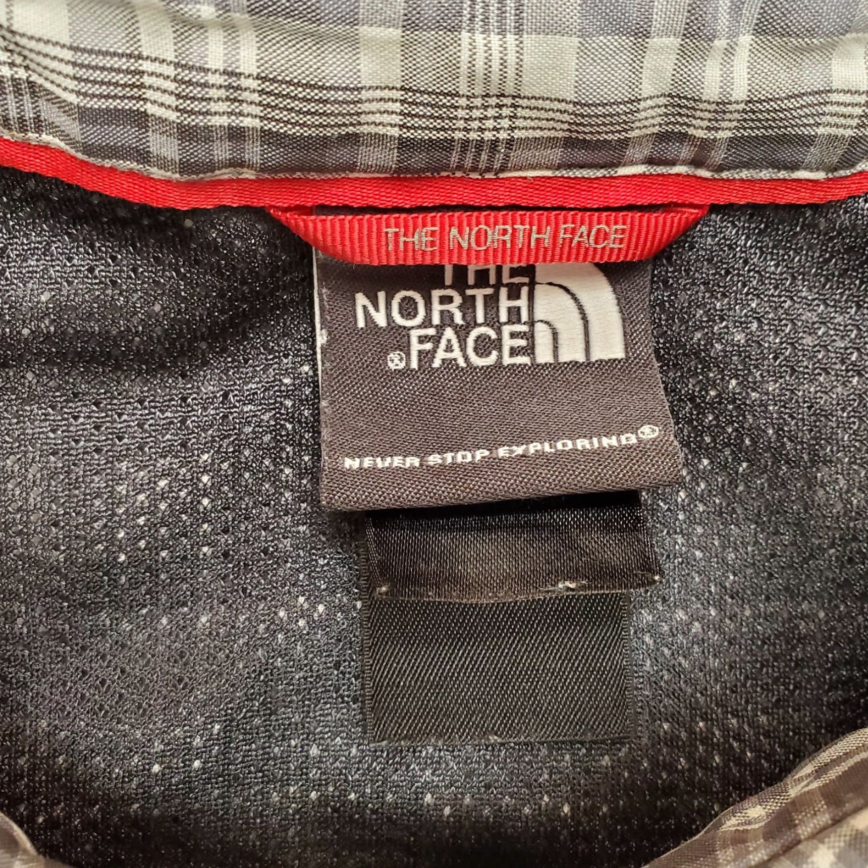 The North Face VINTAGE The North Face Shirt Mens XXL Gray Plaid Short Sleeve Button Outdoor Casual Modal Size US XXL / EU 58 / 5 - 4 Thumbnail
